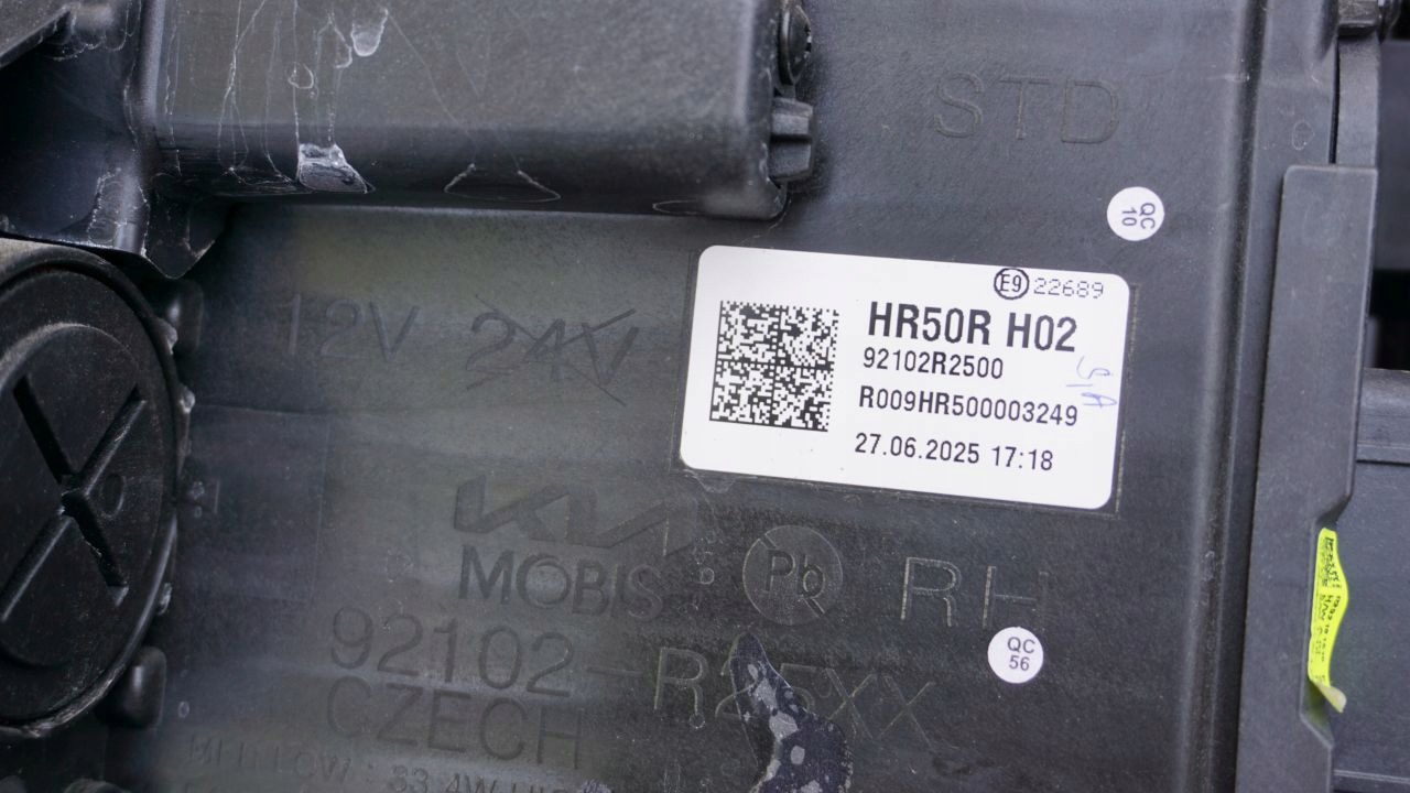 KIA SPORTAGE 5 V LIFT - originál right light LED