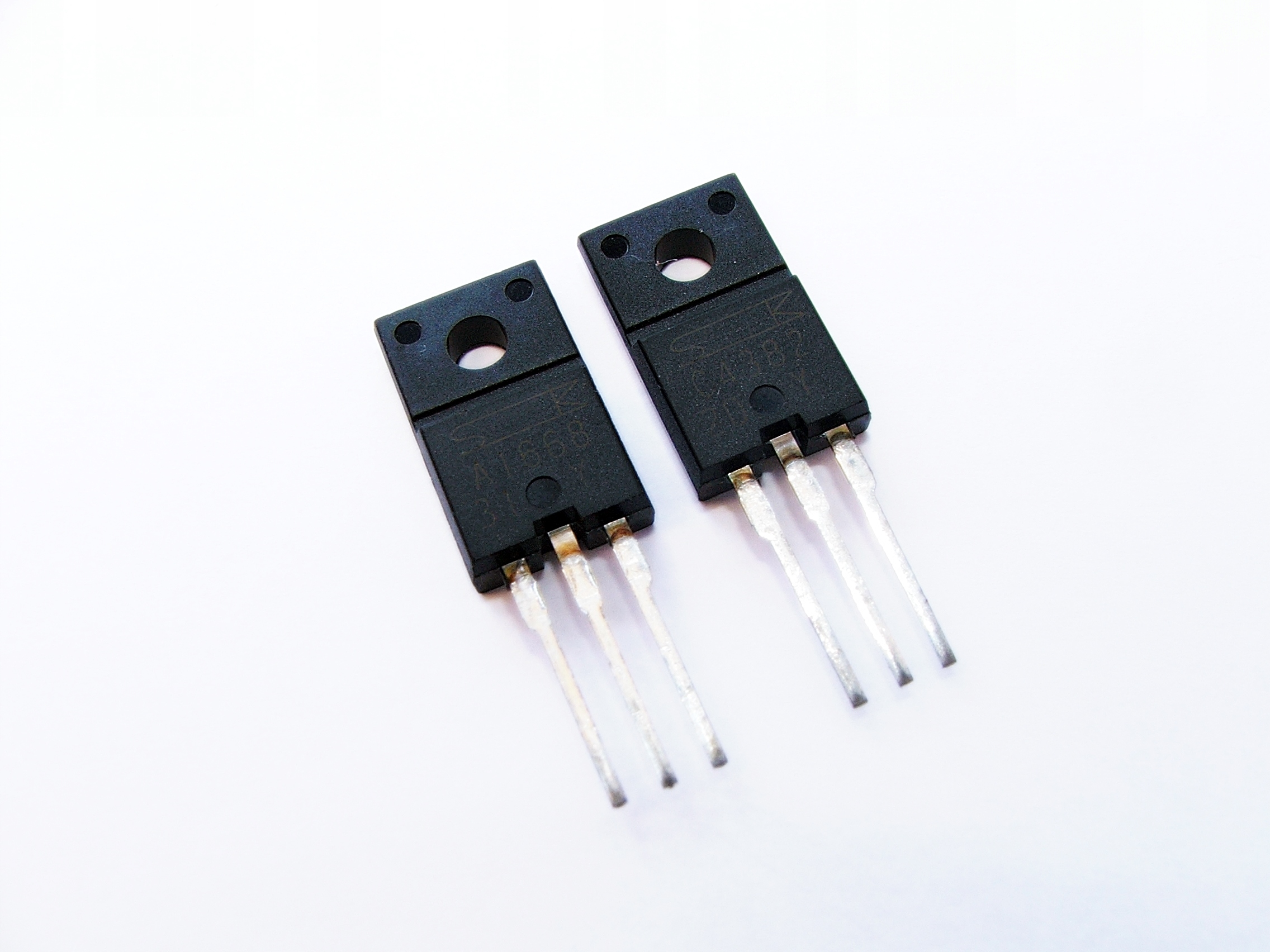 

Tranzystory 2SA1668/2SC4382 Audio Sanken