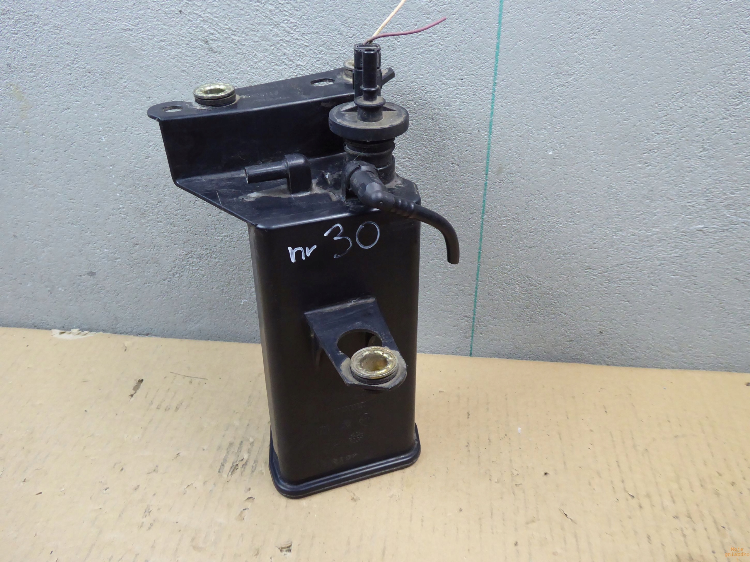 Угольный фильтр RENAULT CLIO II 2 7700421413b