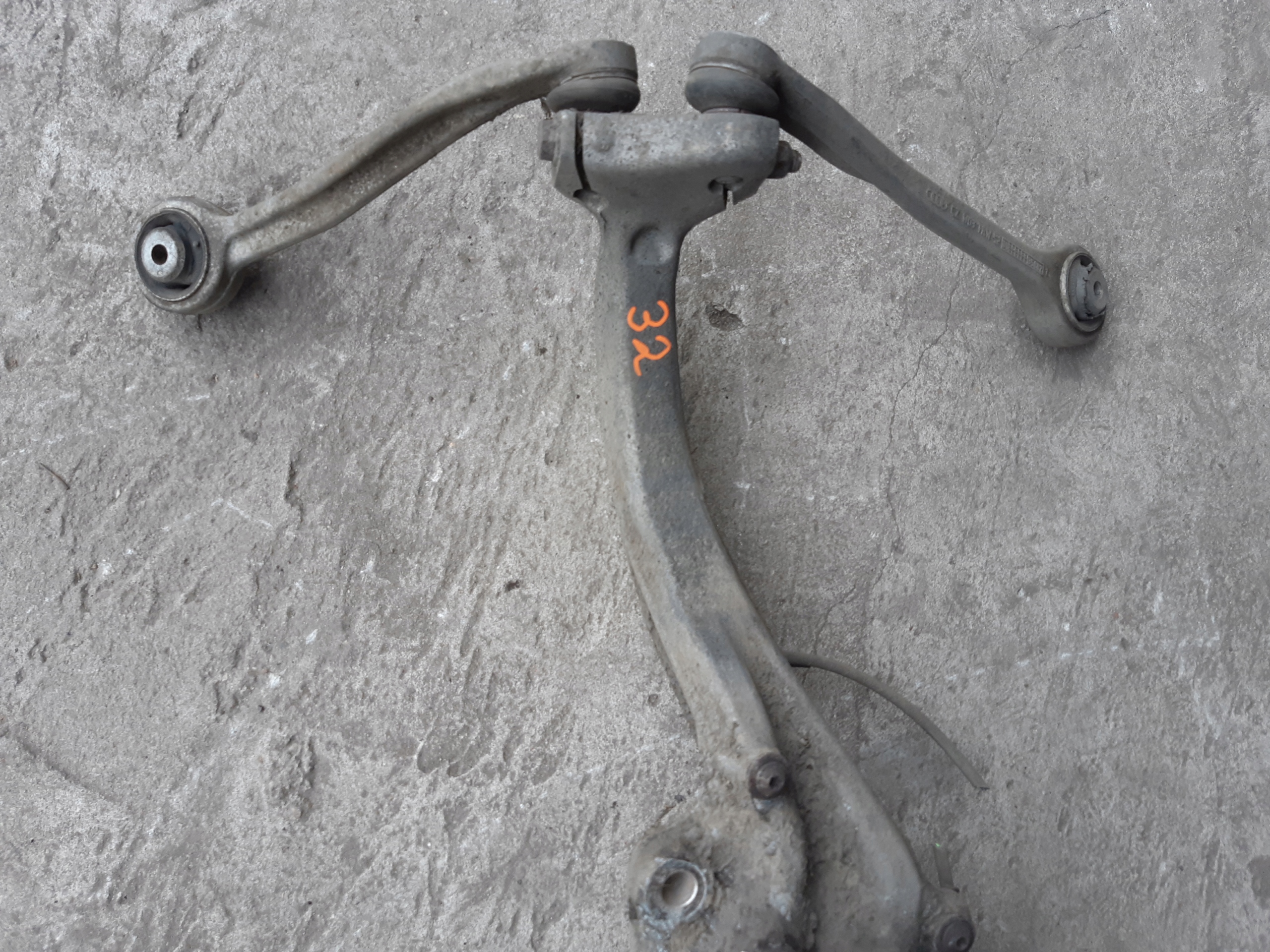 AUDI A4 B8 A5 8T A6 C7 A7 swing right right front 8K0407258G