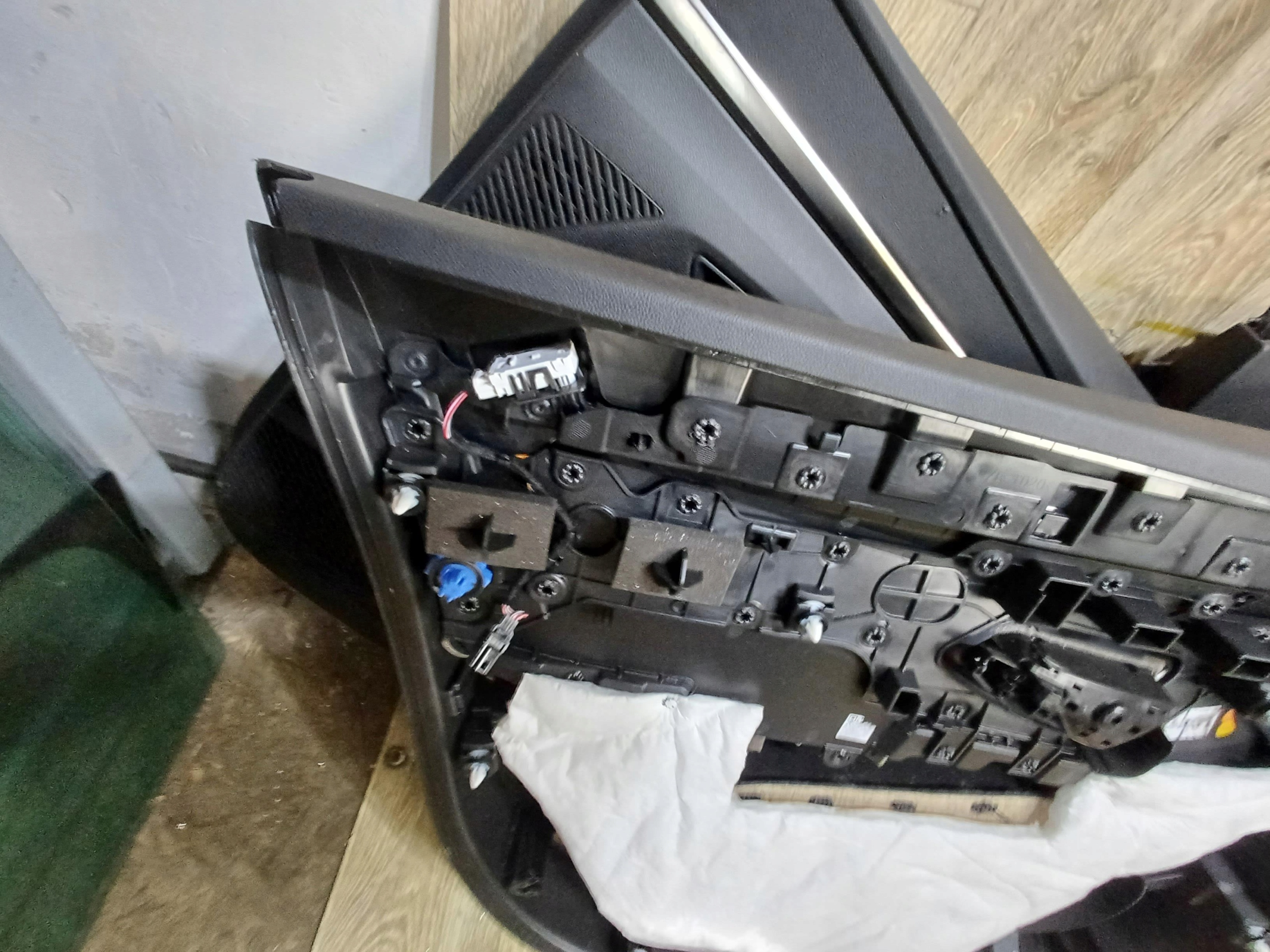 side upholstery door RENAULT MEGANE V E-TECH 2022