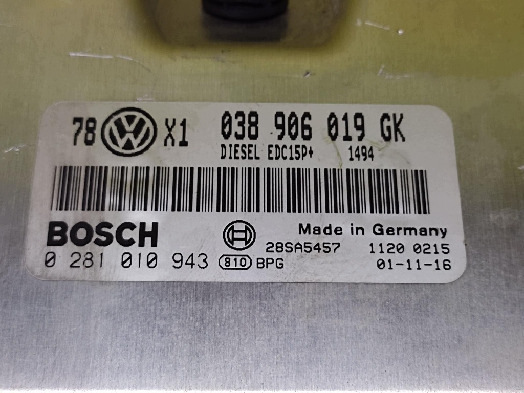 VW PASSAT B5 Centralina Motore 0281010943