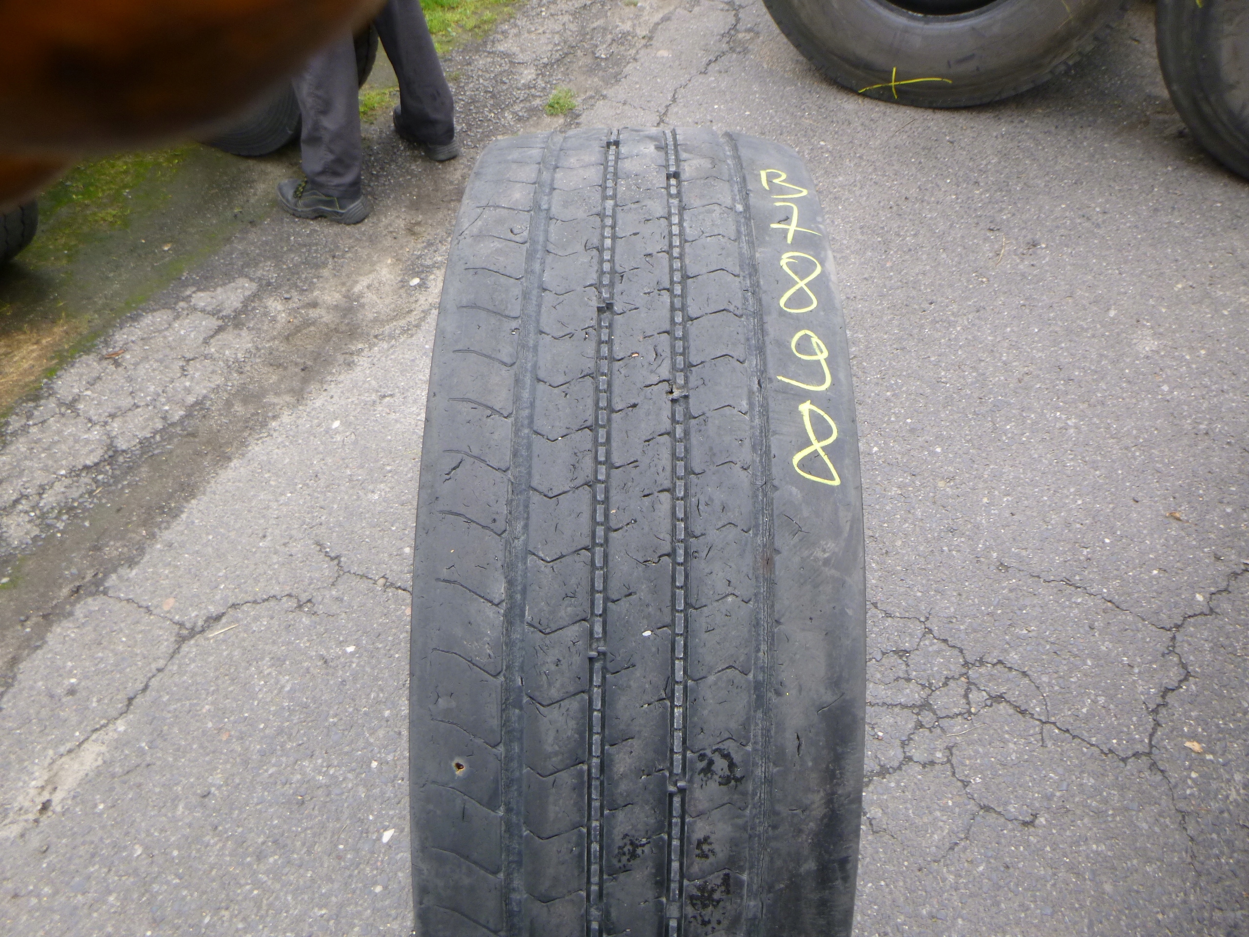 315 / 70R22,5 Bridgestone R297 передняя шина tir
