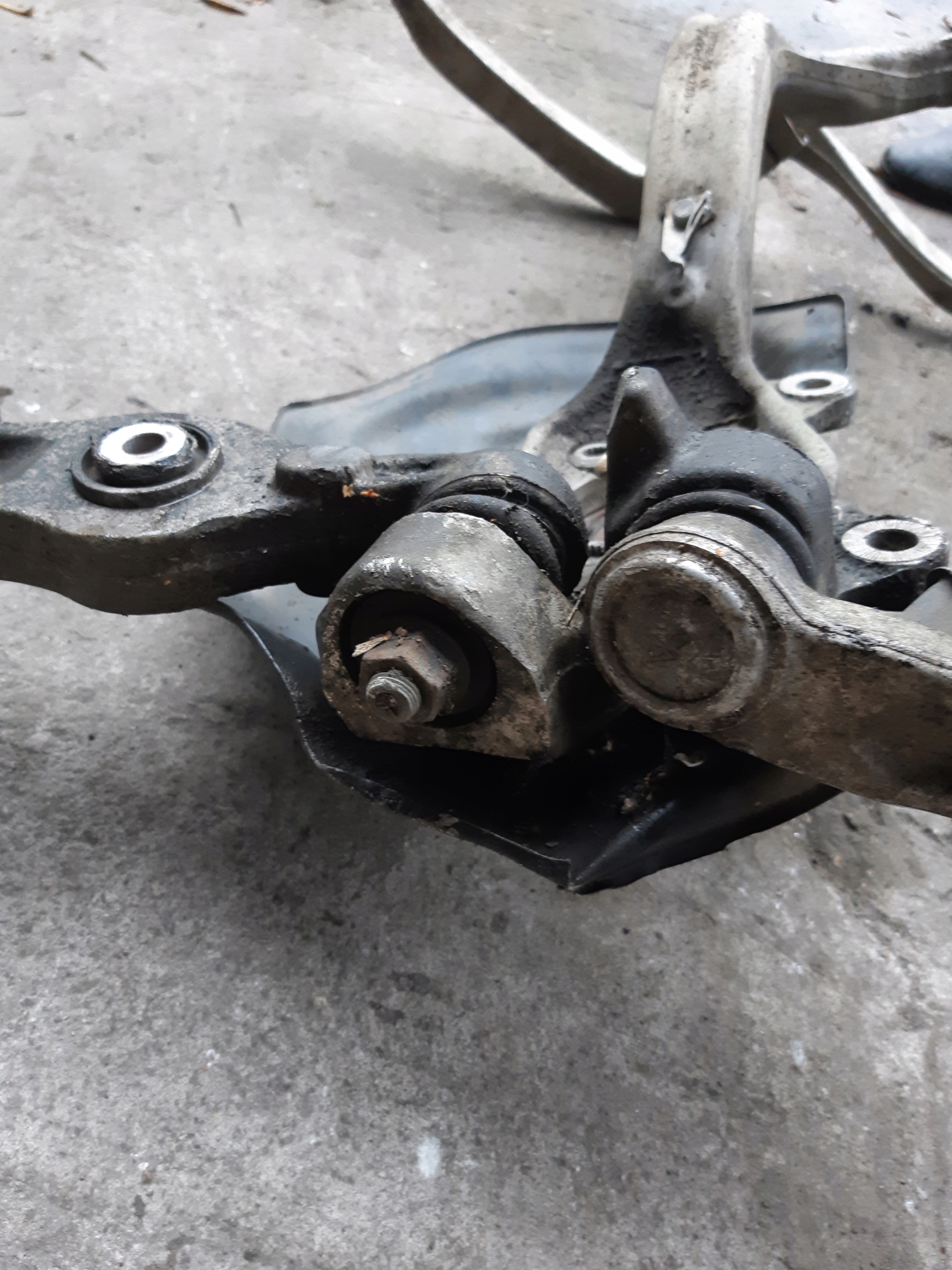 AUDI A6 C6 swing right front right front 4F0258