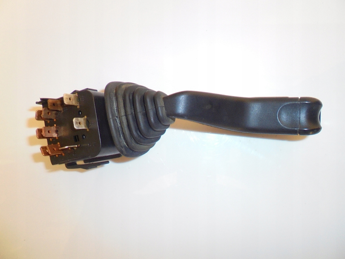 Bouton Indicateurs de direction OPEL 90221174