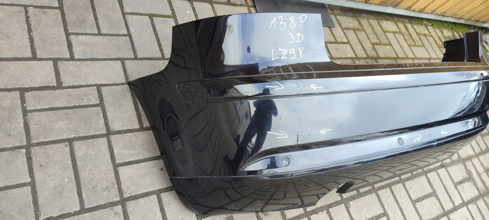 lökhárító far hátsó Audi A3 8P LIFT 3D LZ9Y