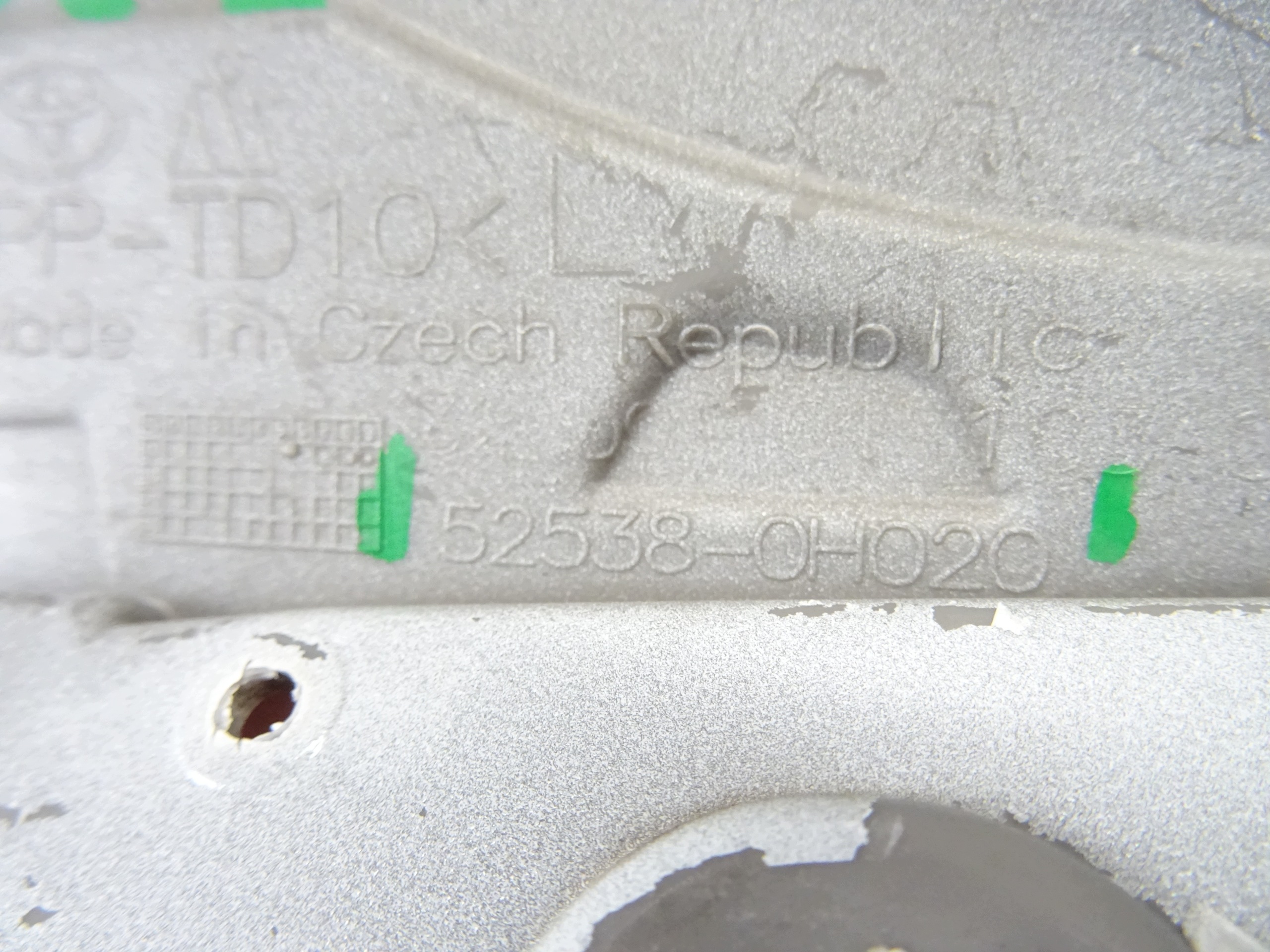 bumper bracket left front TOYOTA AYGO II 52538-0H020