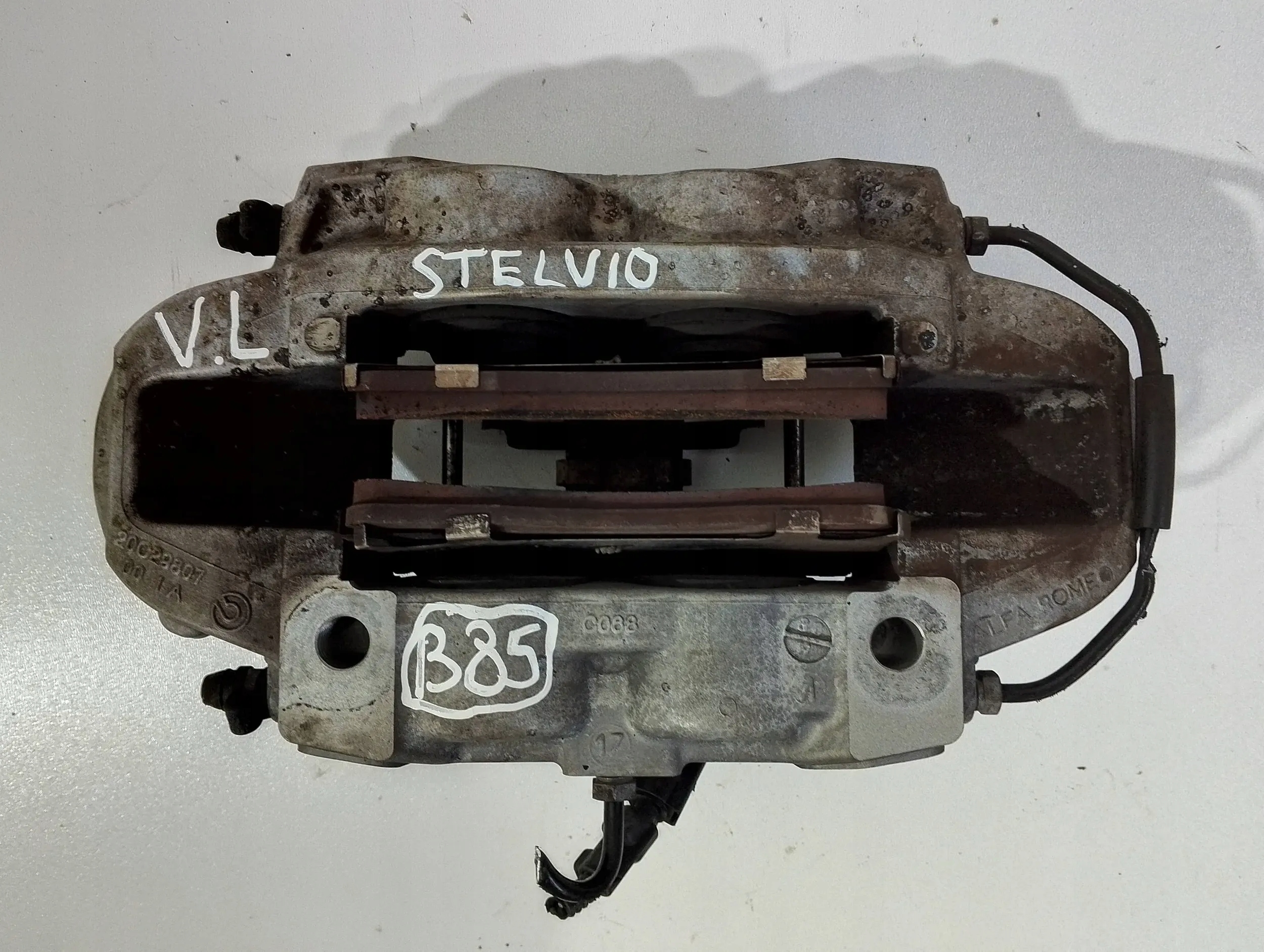 Alfa Romeo Stelvio caliper front left 20C29807 (B85)