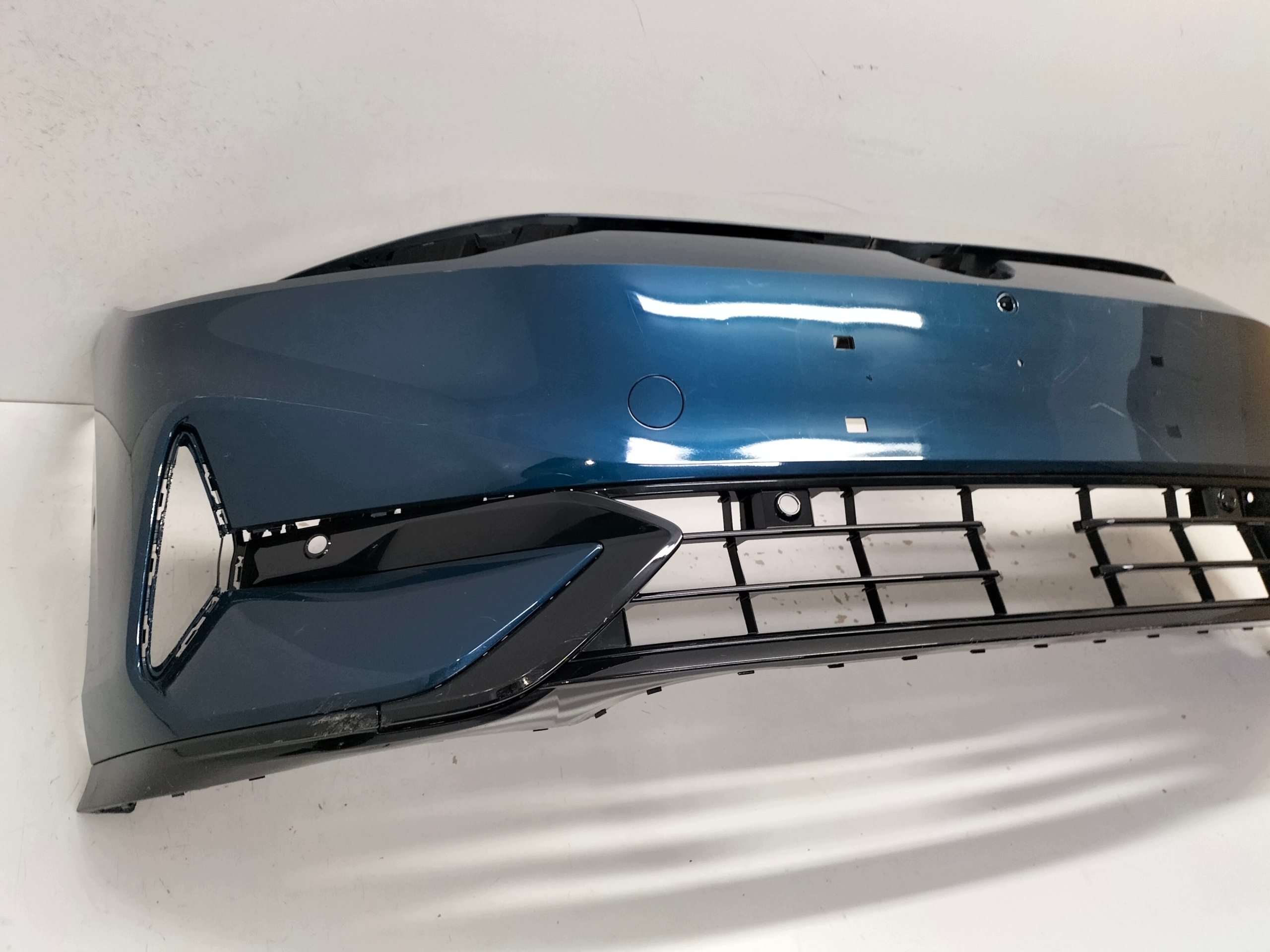 front bumper front VW ID7 ID.7 23- wersja below side sensors PDC z guard
