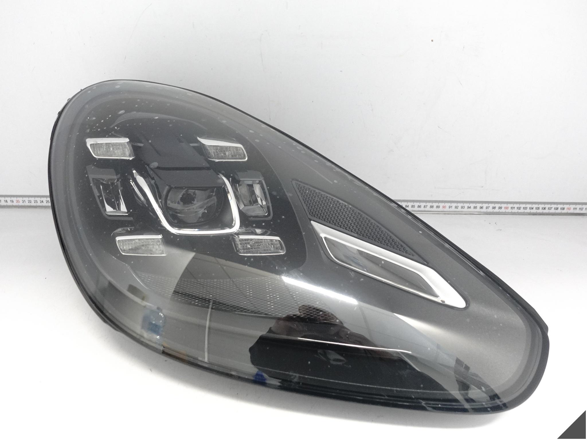 PORSCHE CAYENNE 7P5 LIFT 14-18 light HEADLIGHT FULL LED right front EUROPA