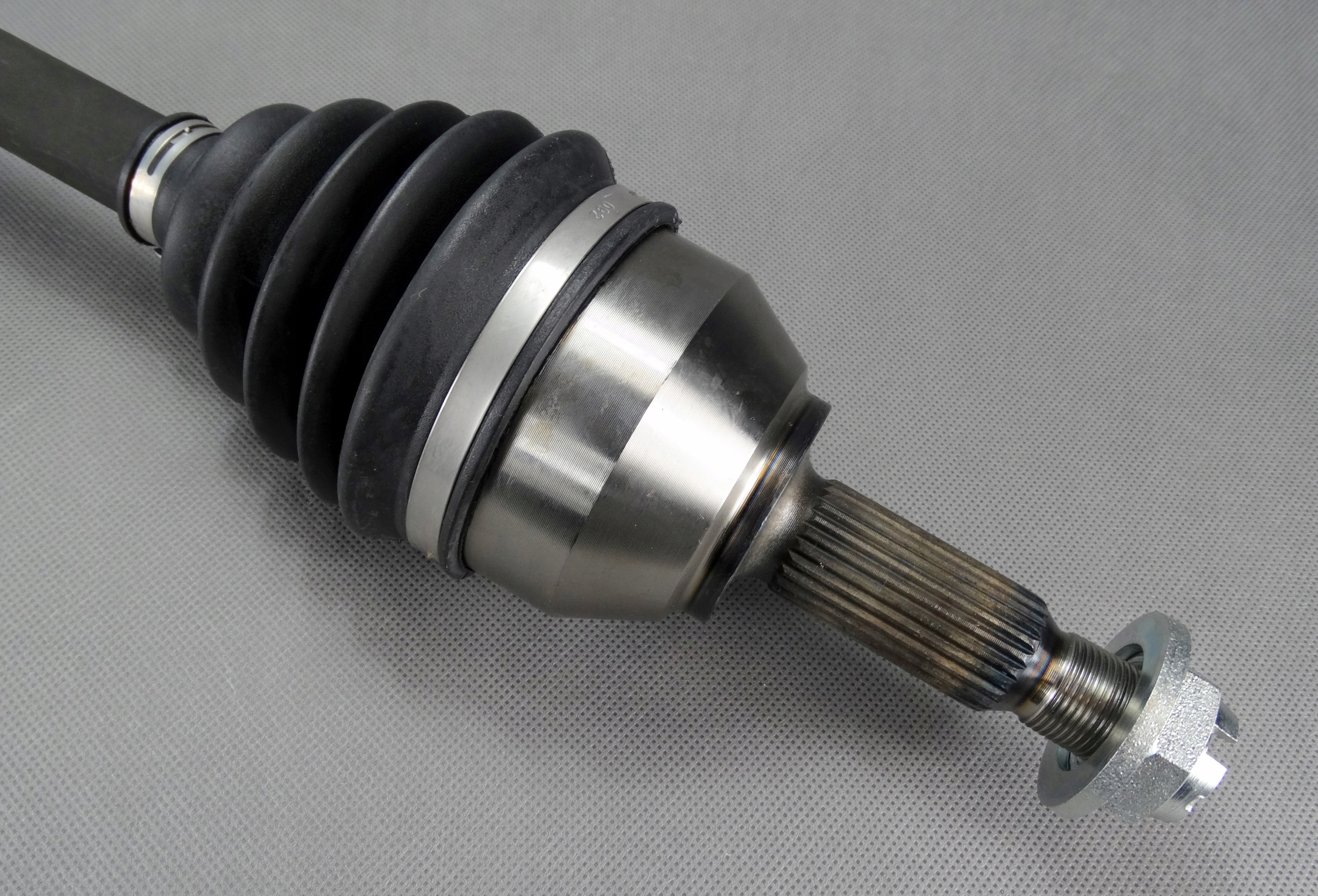 PÓŁOŚ NAPĘDOWA FORD CONNECT 1.8 TDDI TDCI LEWA Producent części BSG