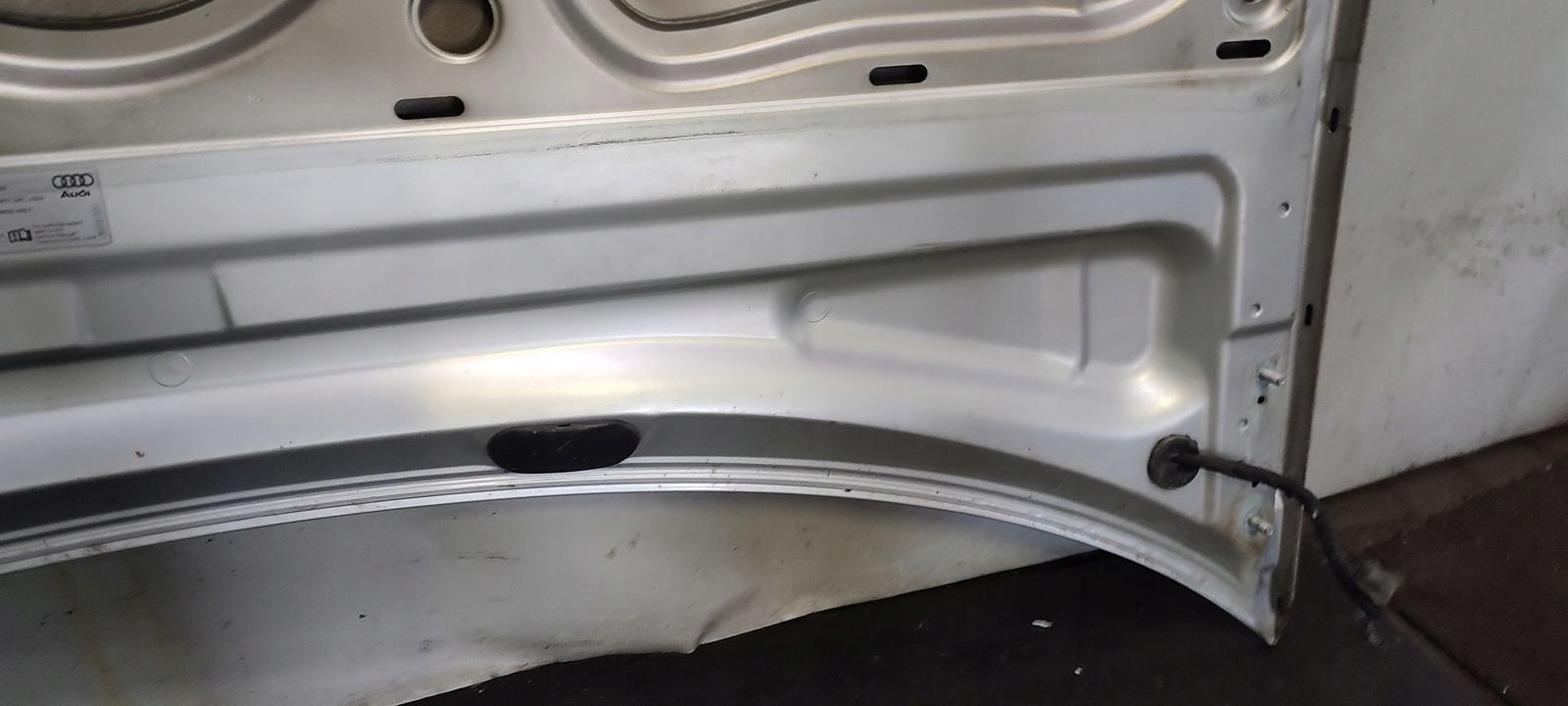 kapota Audi A4 B6 Cabrio LY7W