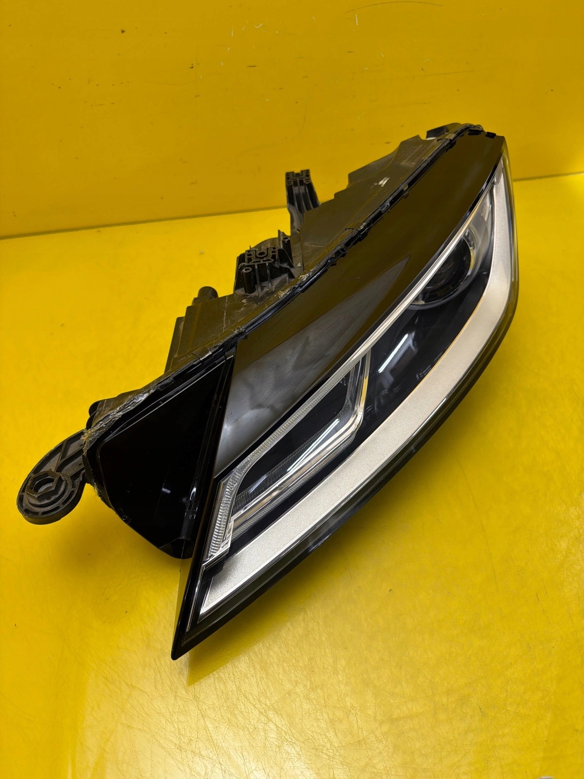 light left Audi TT TTS RS Mk3 8S Bi-Xenon Led 8S0941005D