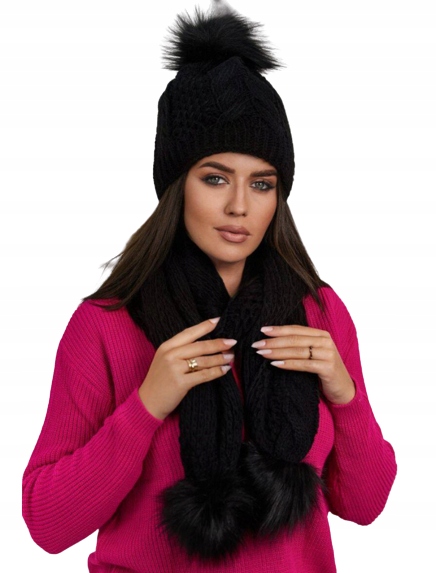 Dámský komplet čepice s bambulí a zimní šálou