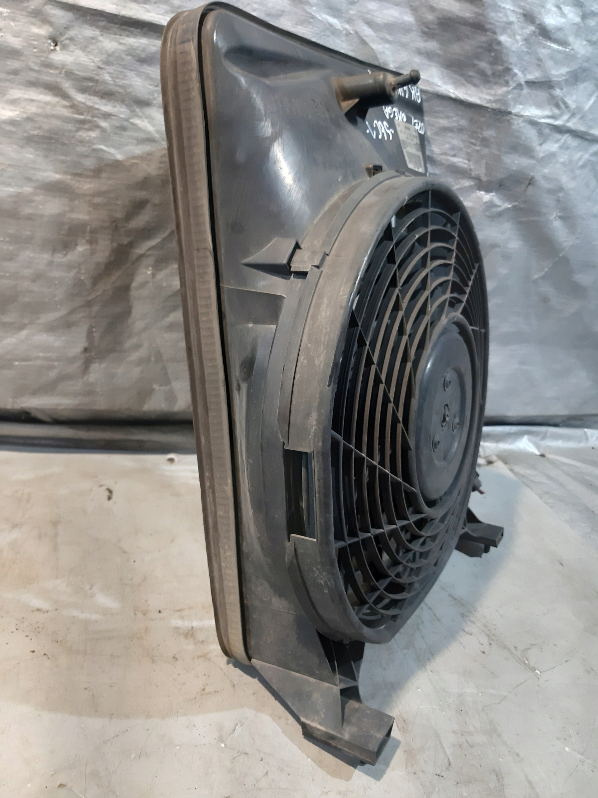 Opel omega b fl 2.5v6OE 24414175DB ventilátor chladiče