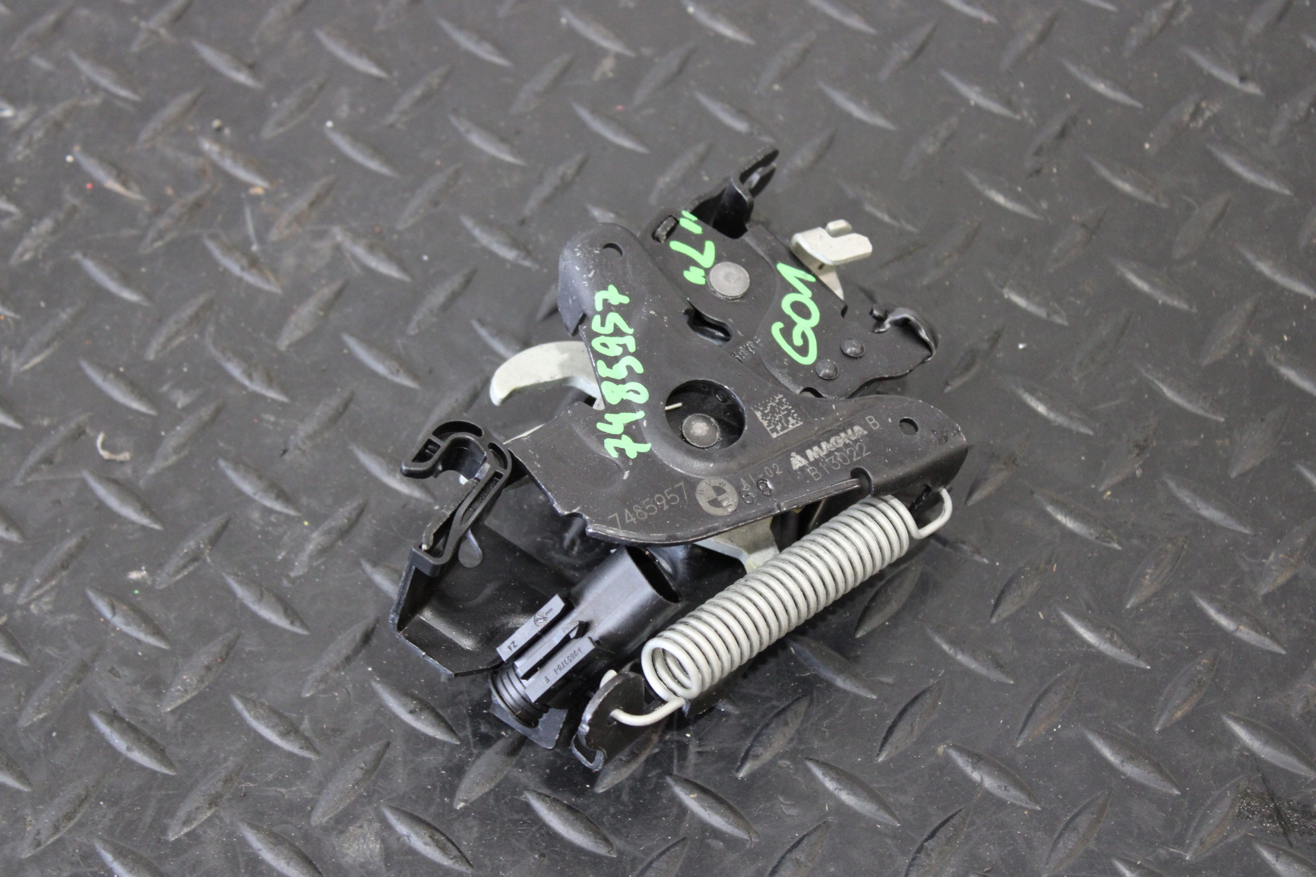 lock RYGIEL bonnets left front BMW X3 G01 7485957