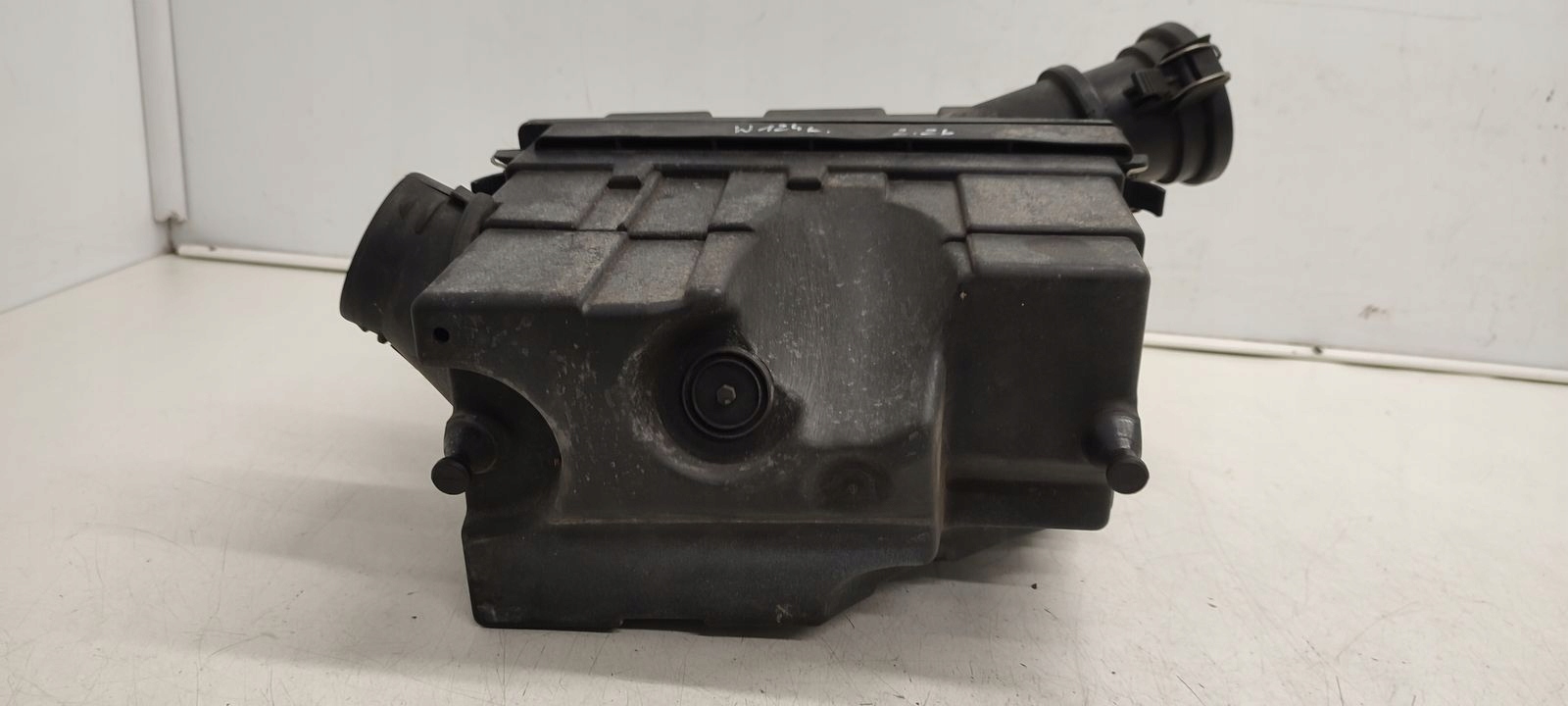 Gehäuse filter luft Mercedes W124 2,2b