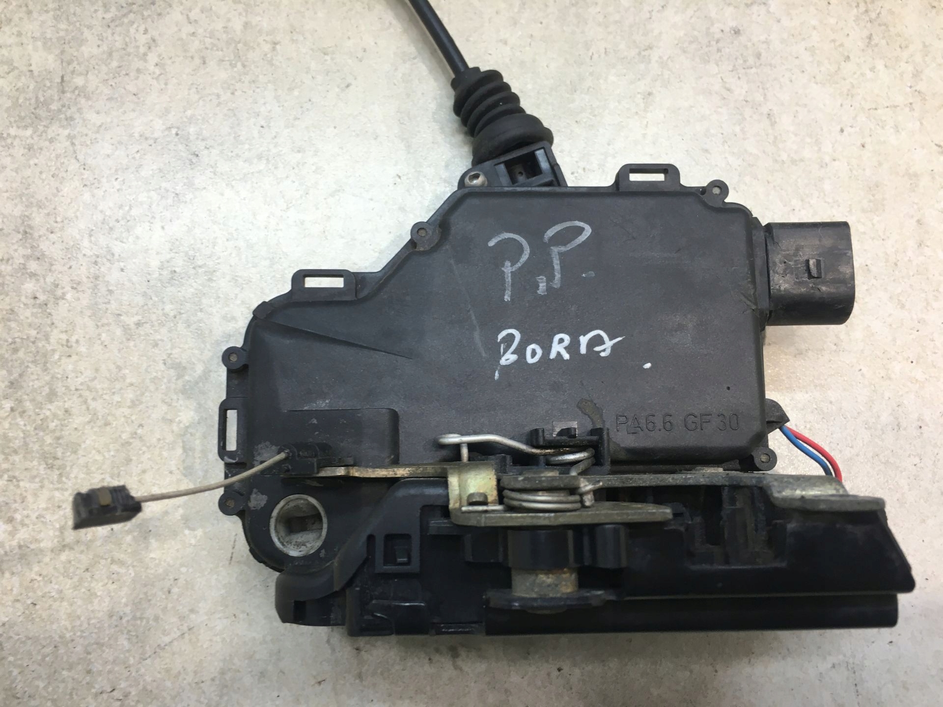 lock door right front VW BORA 8 PIN
