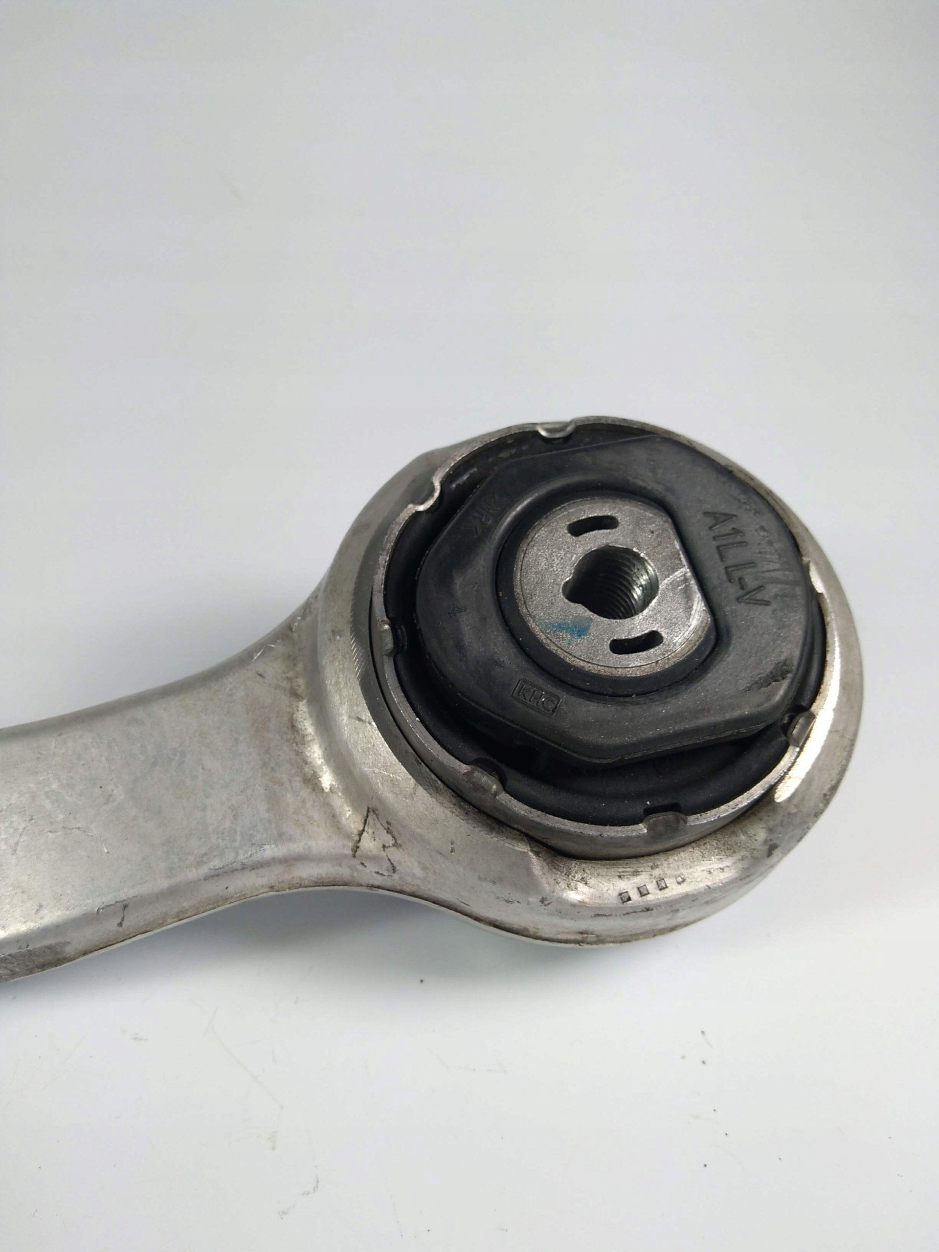 Chevrolet Camaro SS arm right front front 2016-21