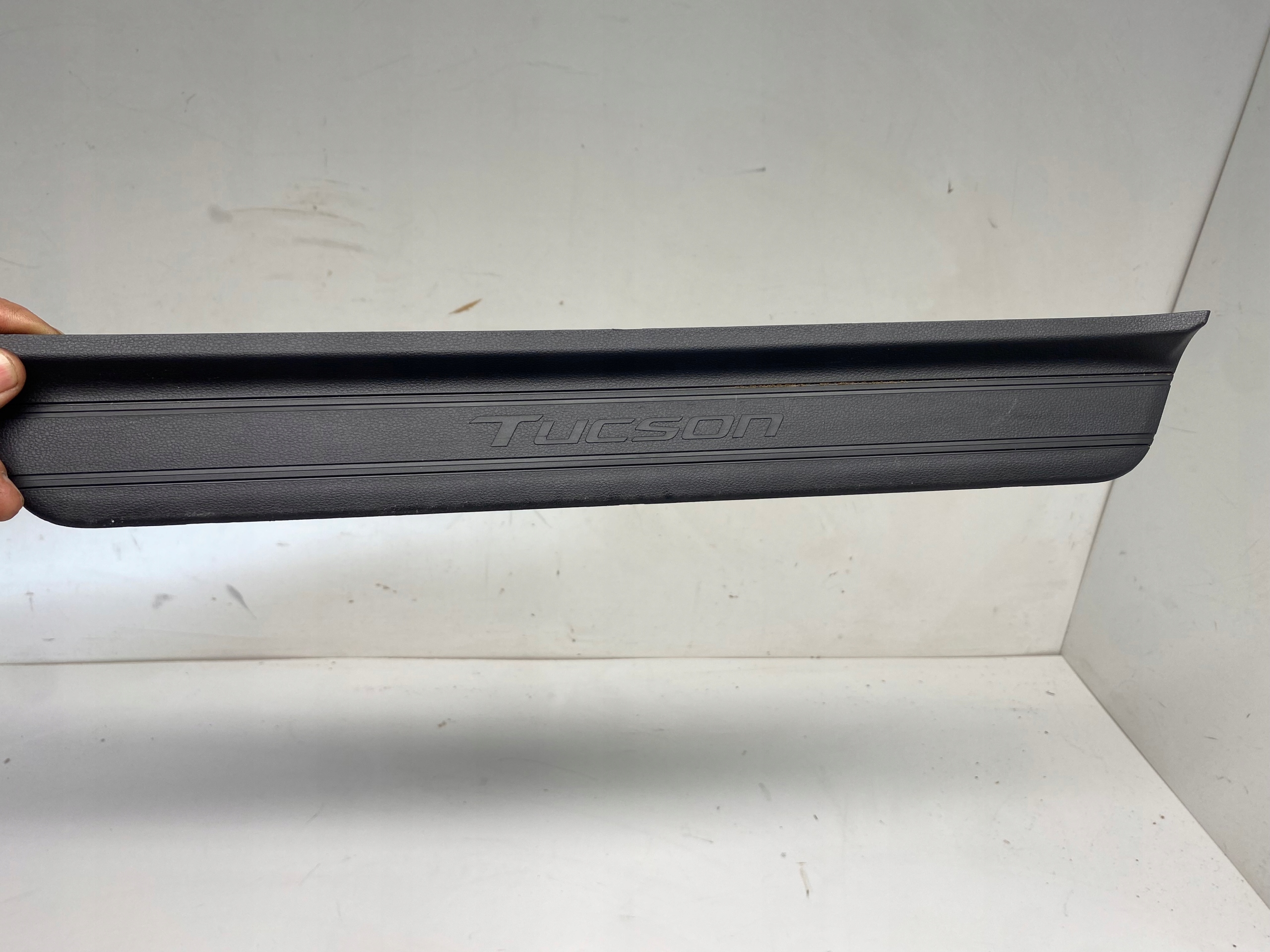HYUNDAI TUCSON IV moulding cap threshold right 85883-N7000 21