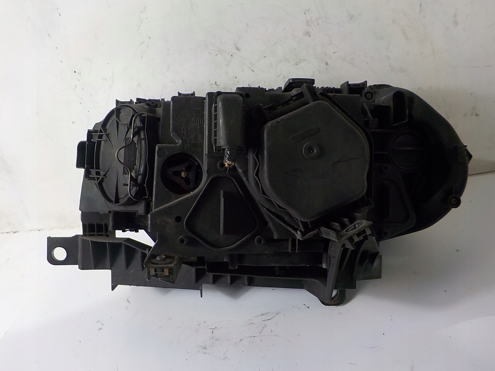 BMW X3 E83 XENON light right front front UK