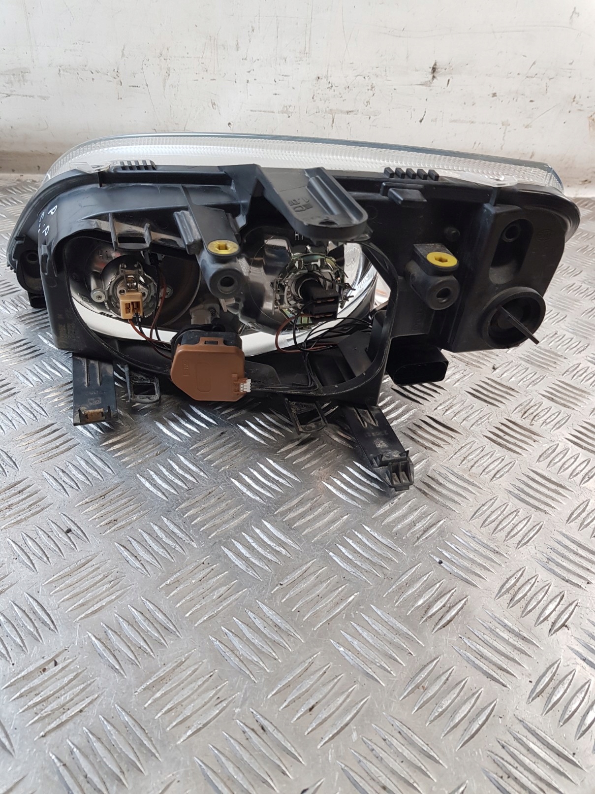 light right front FORD C-MAX and 04R- EUROPA