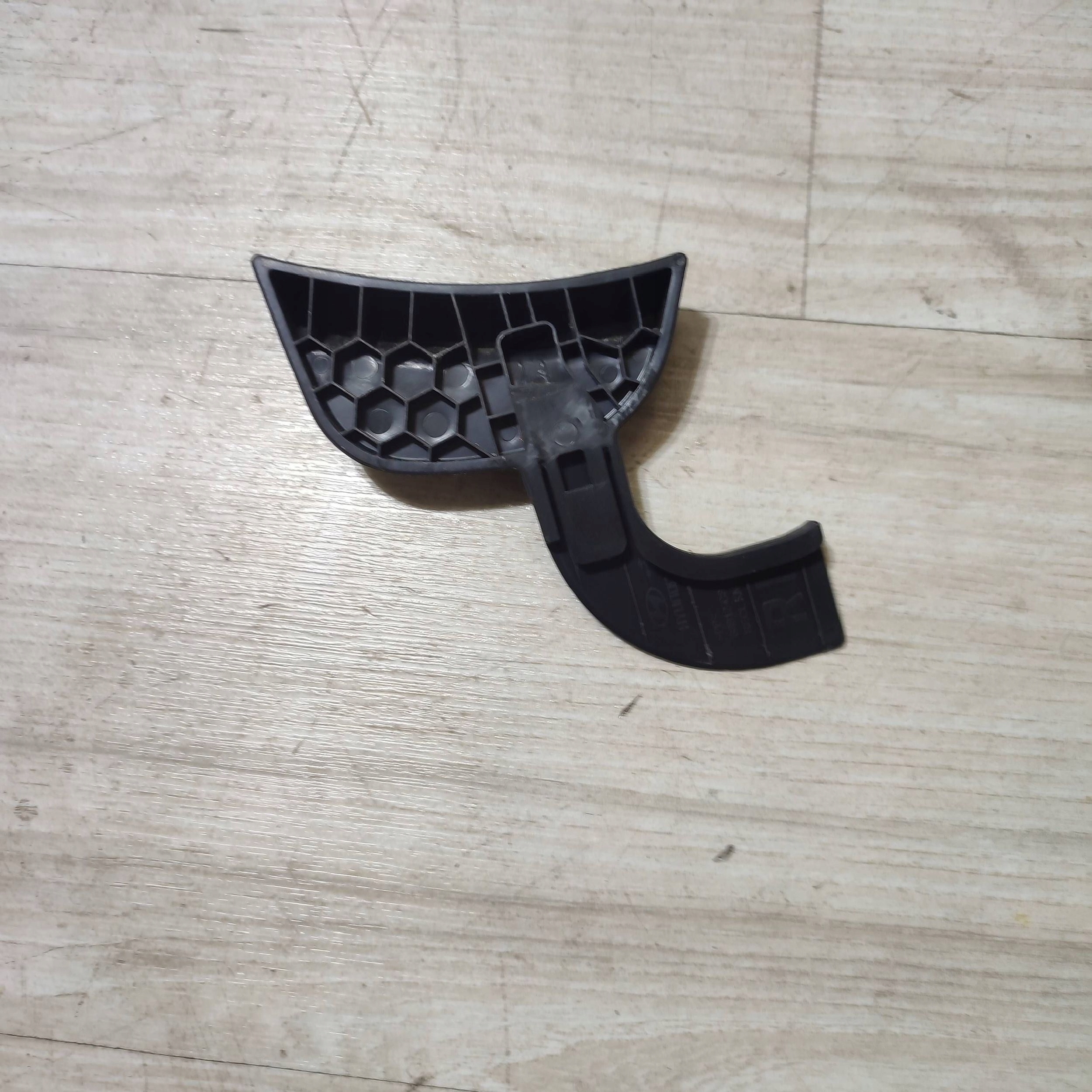 handle control seat front right Hyundai i20 88912C800