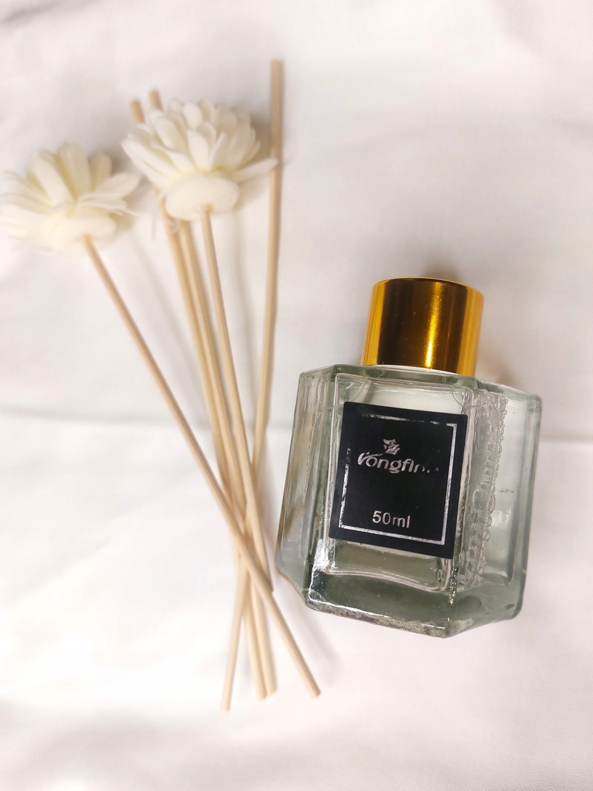 DYFUZOR PERFUMY ZAPACHOWE Z PATYCZKAMI FRAGONIA LongFine 50ml Zapach kwiatowy