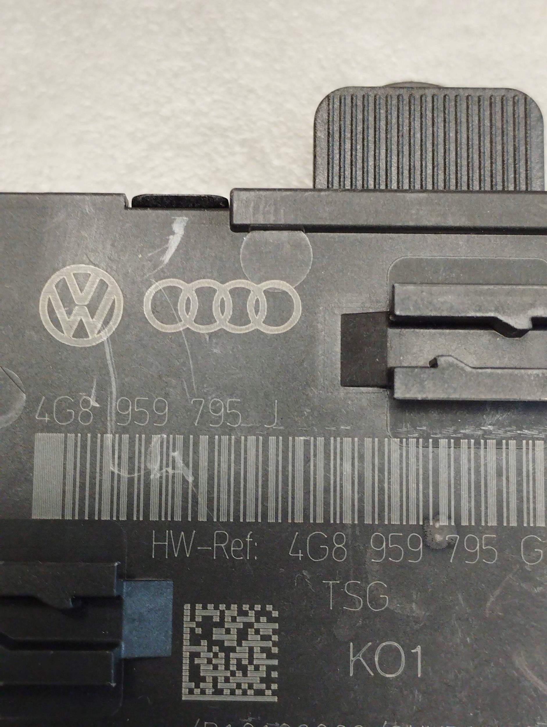 Audi A7 4G 2016 module door 4G8959795J