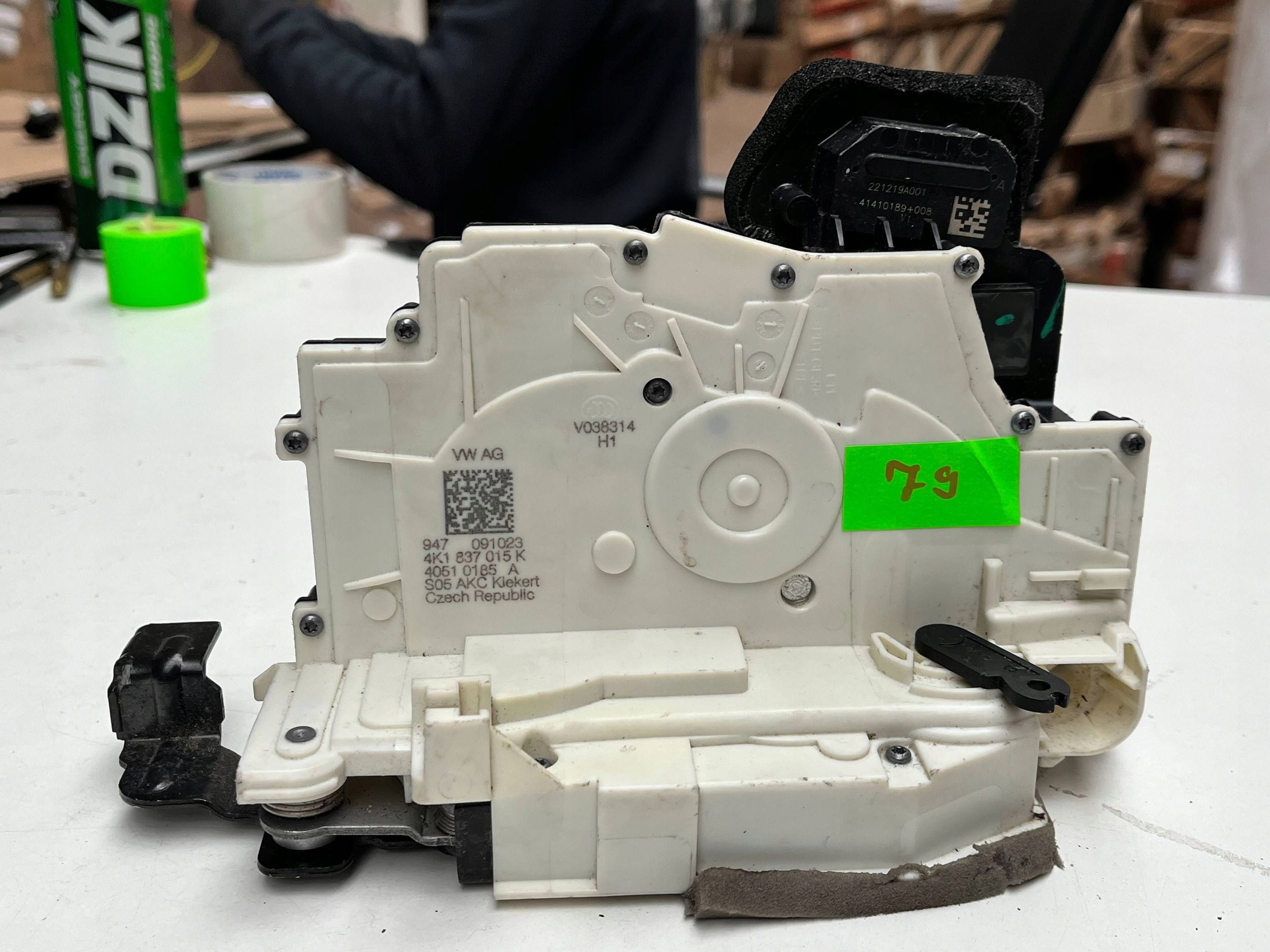 lock door przednich Audi A6 S6 C8 4K 4K1837015K !J
