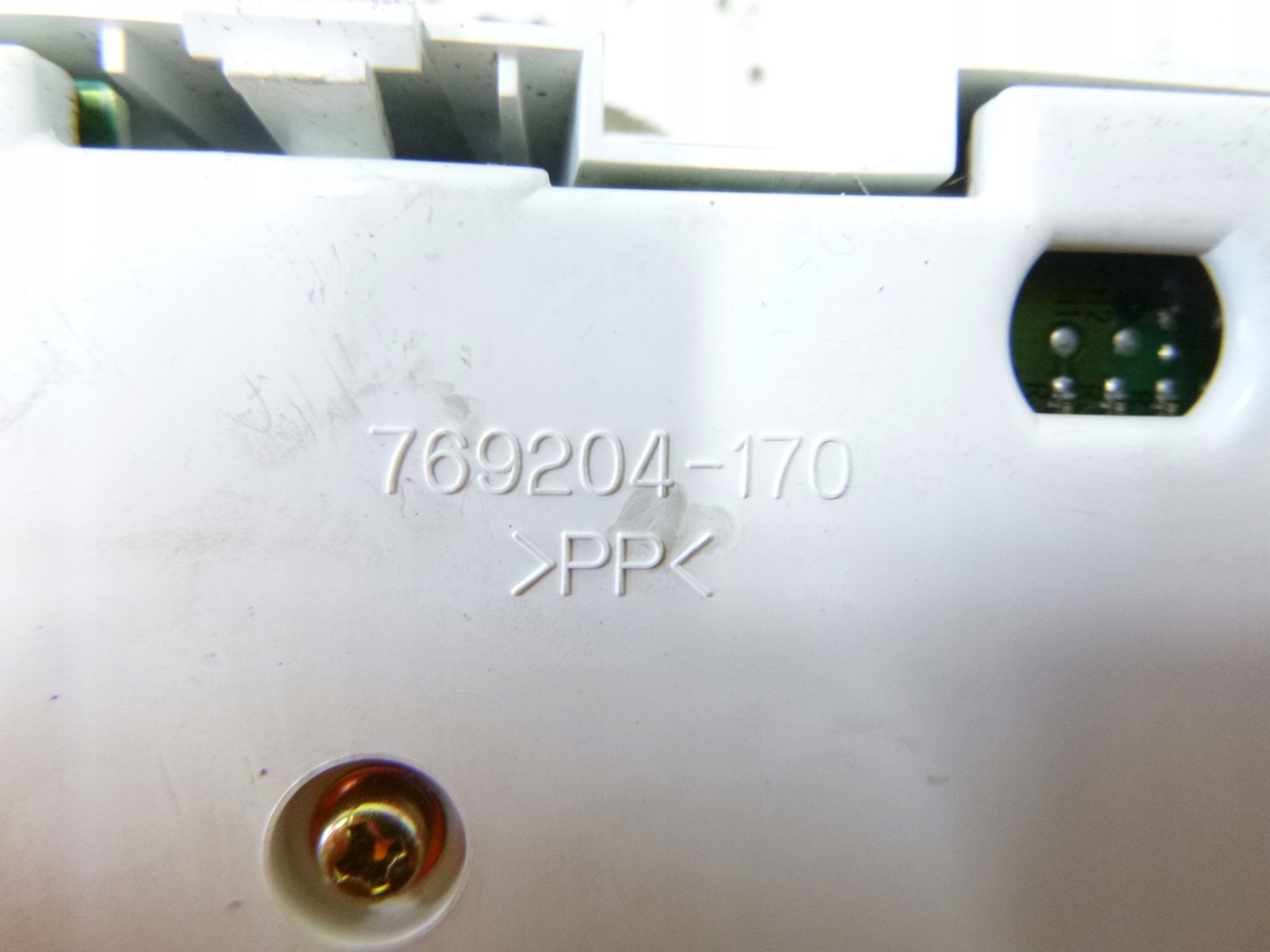 dials display Mitsubishi Outlander and 2.4 2004r. MN162482