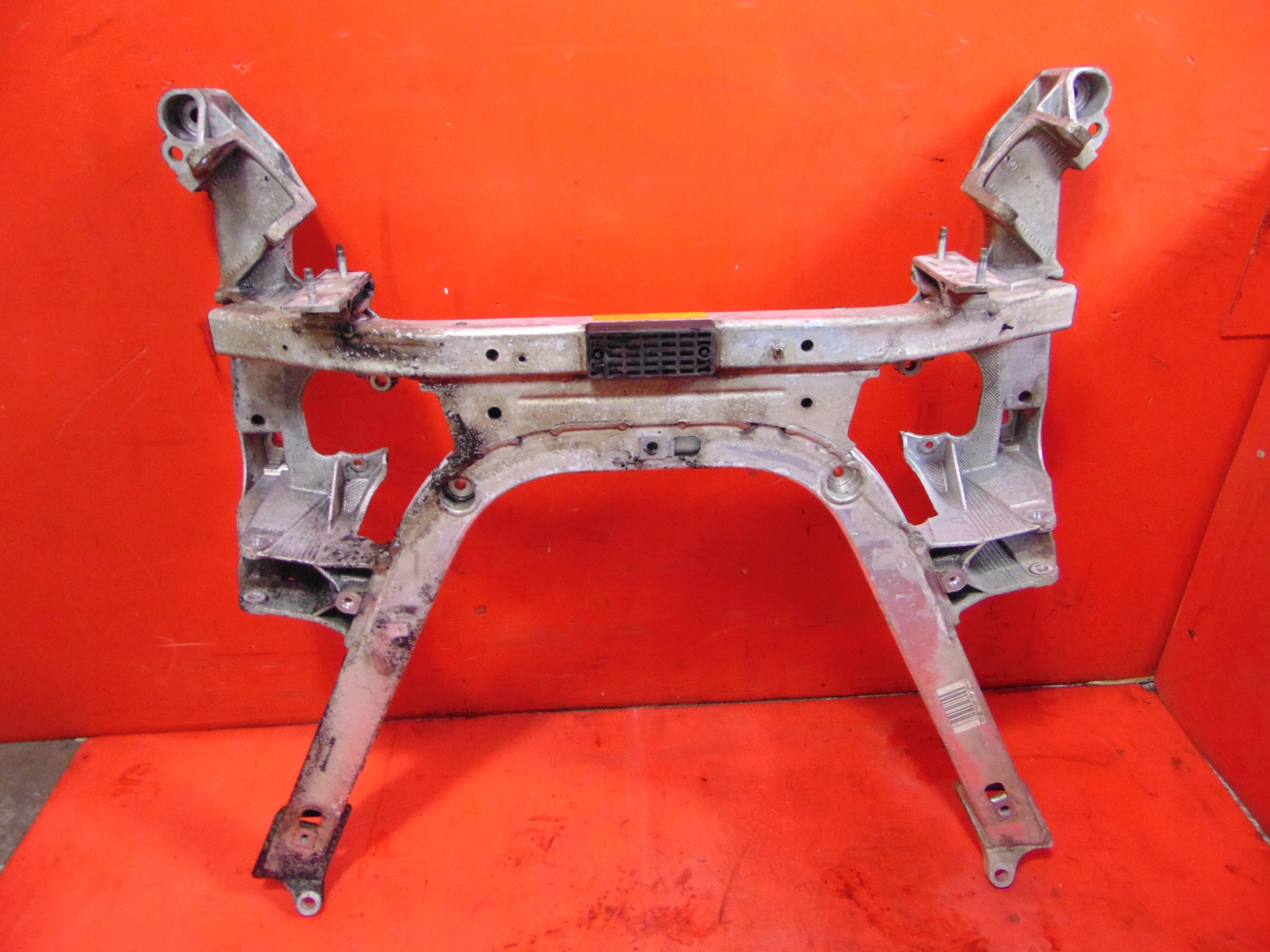 BMW 7 E65 E66 axle beam subframe axle beam TRAWERS front
