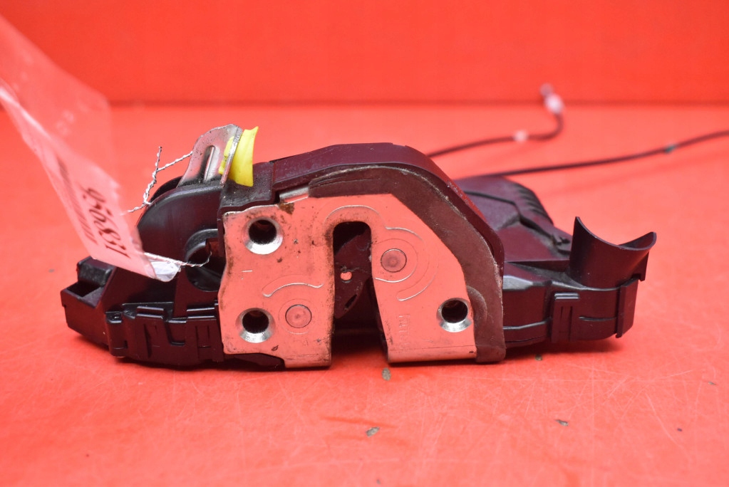 lock door left PRZO front EU TOYOTA PRIUS 2 II XW20 03-11