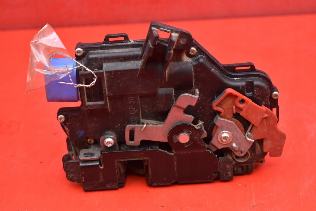 lock door right front front EU 3D1837016AC VW JETTA 5 V sedan 05-11