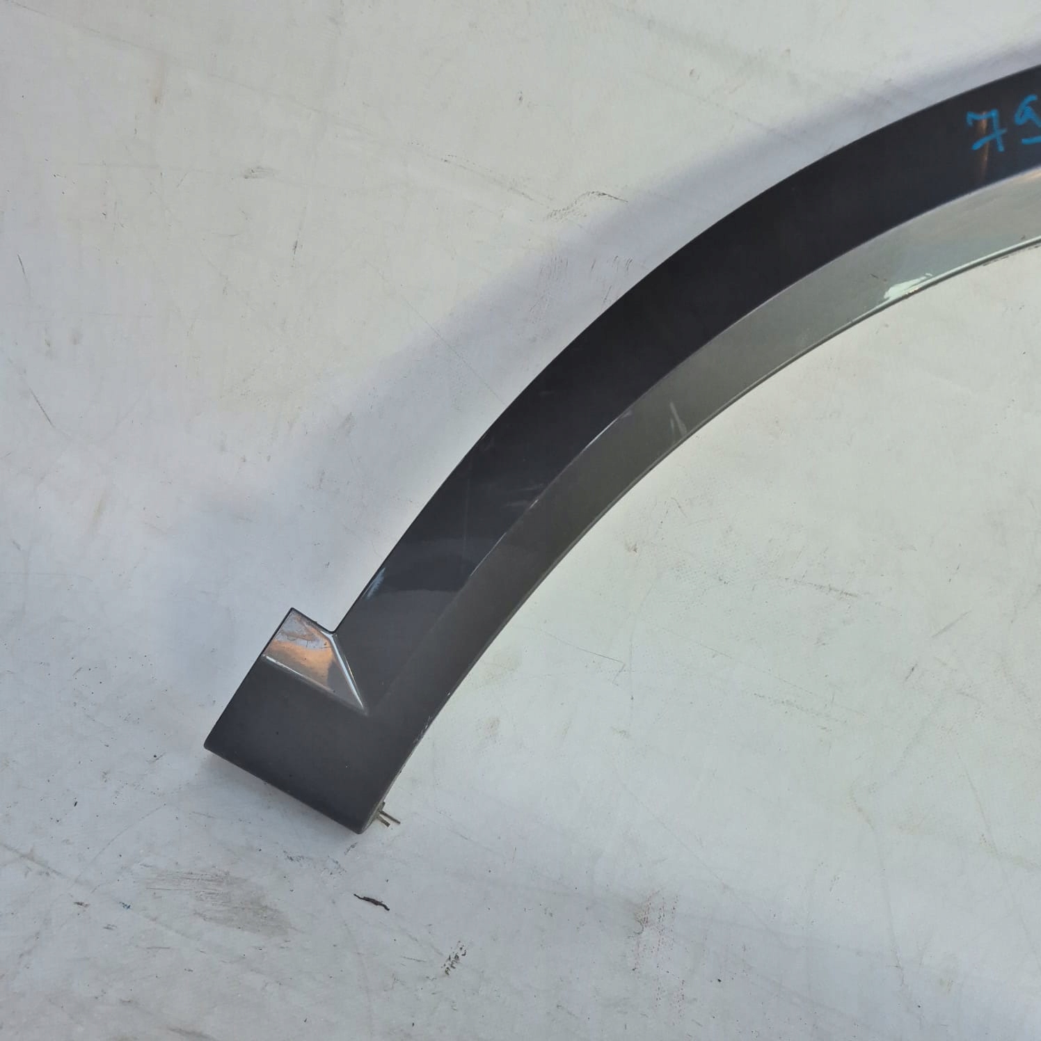 CUPRA FORMENTOR 20- Moulage Couverture Aile Droite Avant 5FF853718G
