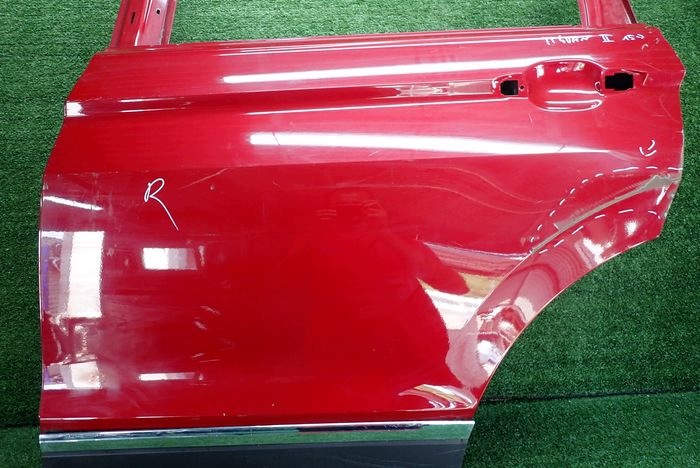VW TIGUAN II 15- door left rear. rear part