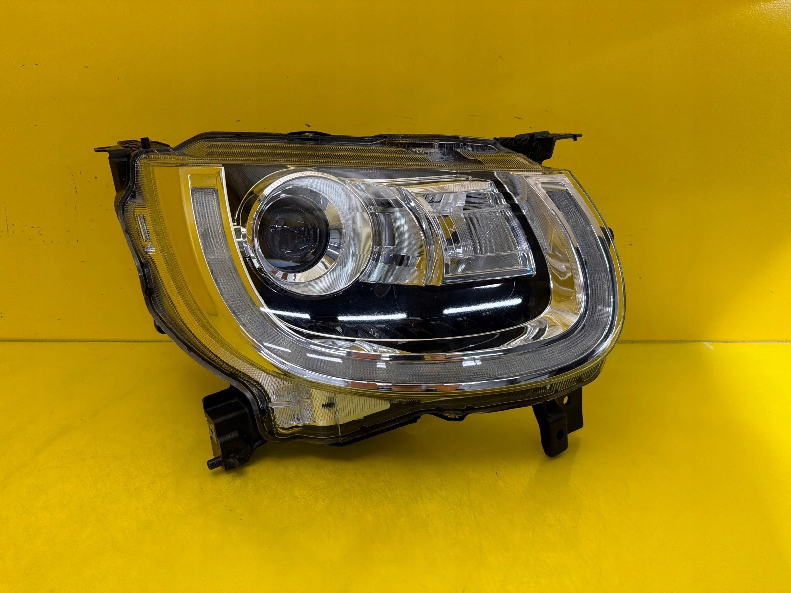 light front right Suzuki Ignis 2017- Full Led 100-59347