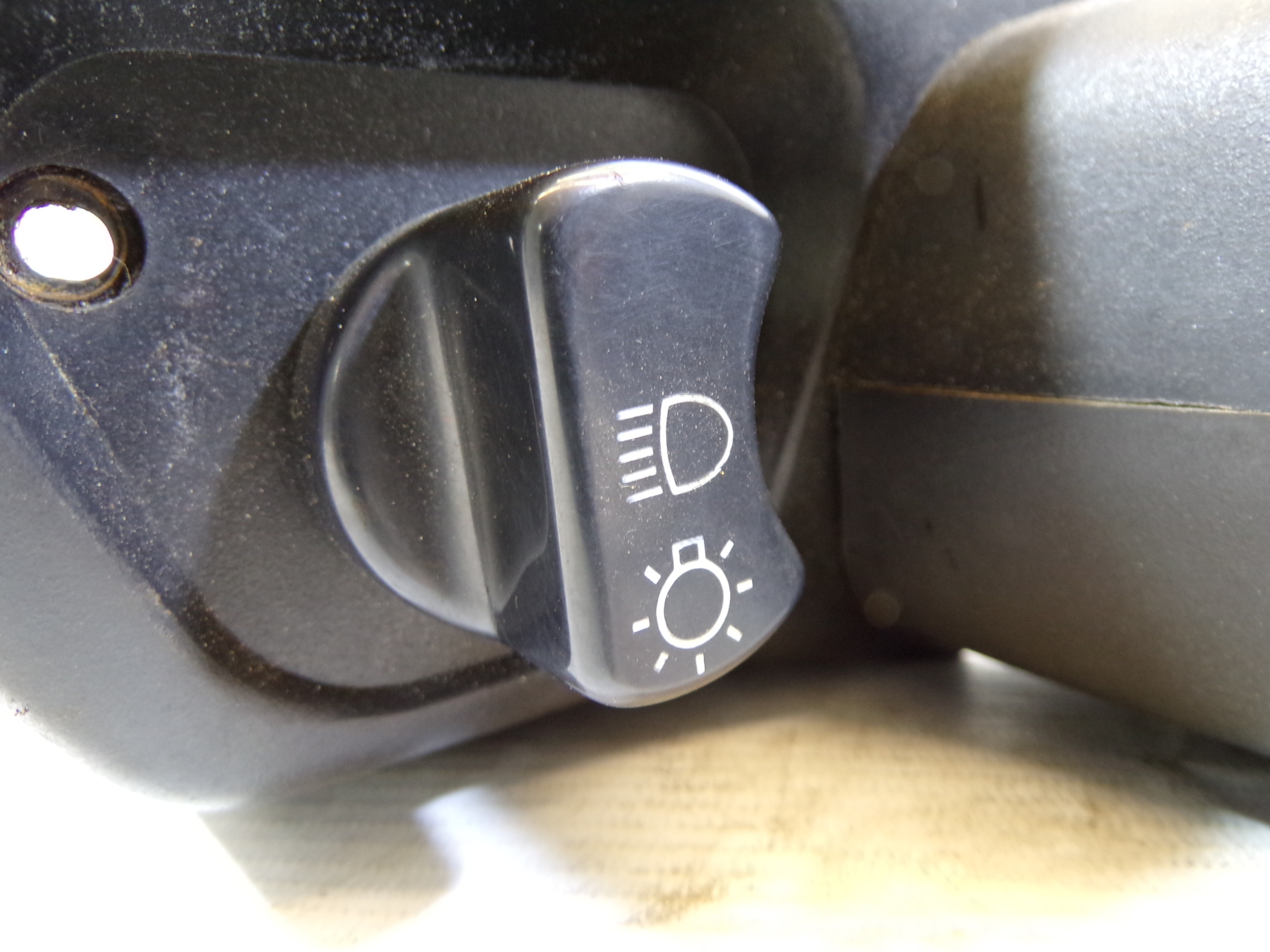 SCATOLA STACYJKI interruttore luci SKODA 105 L