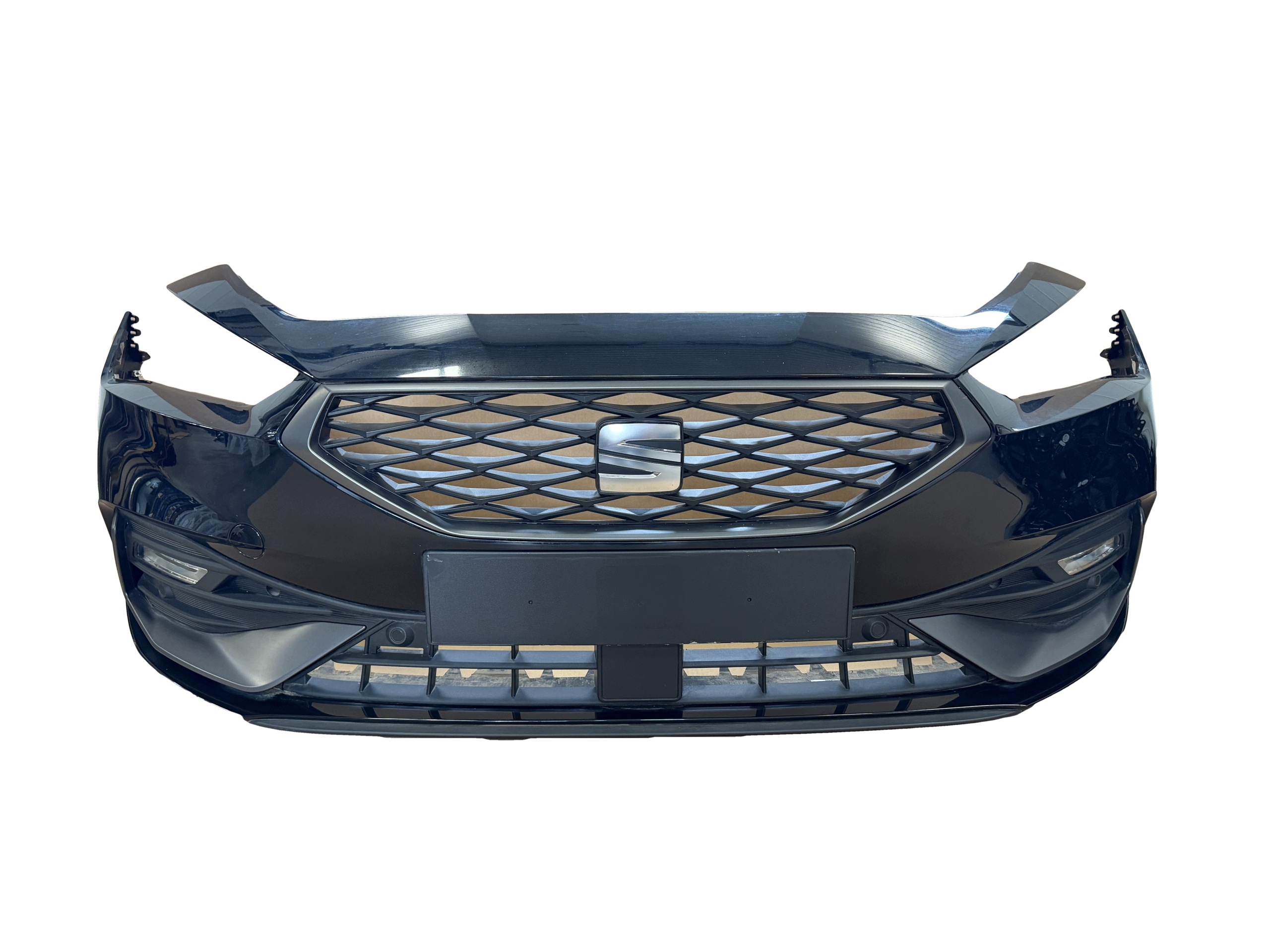 SEAT LEON IV FR bumper front 4 PDC RADAR LY9T