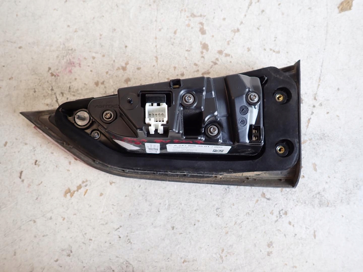 light rear part rear left MERCEDES GLA W247 2018- A2479063501