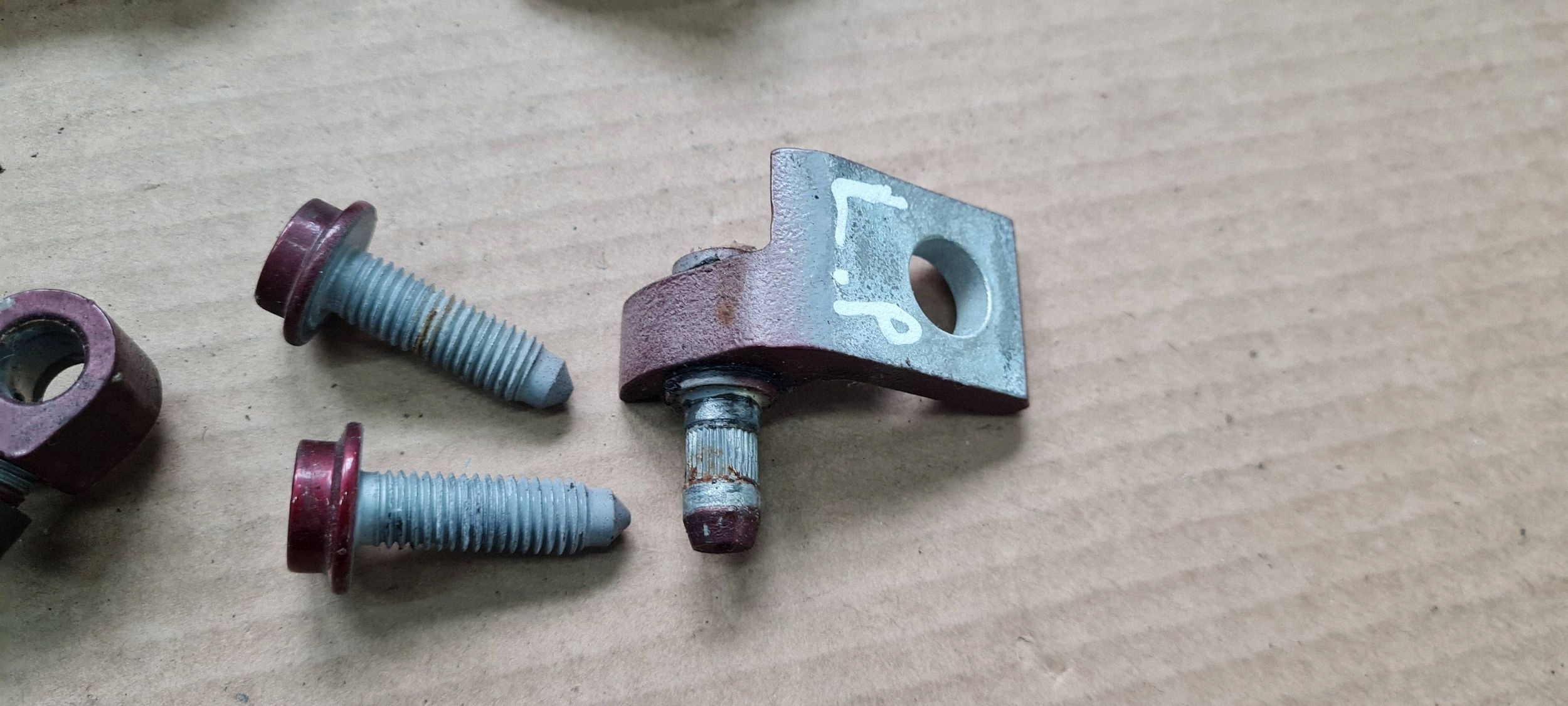 A4 B9 8W S4 hinge hinges door left left front KOMPLET LY3S