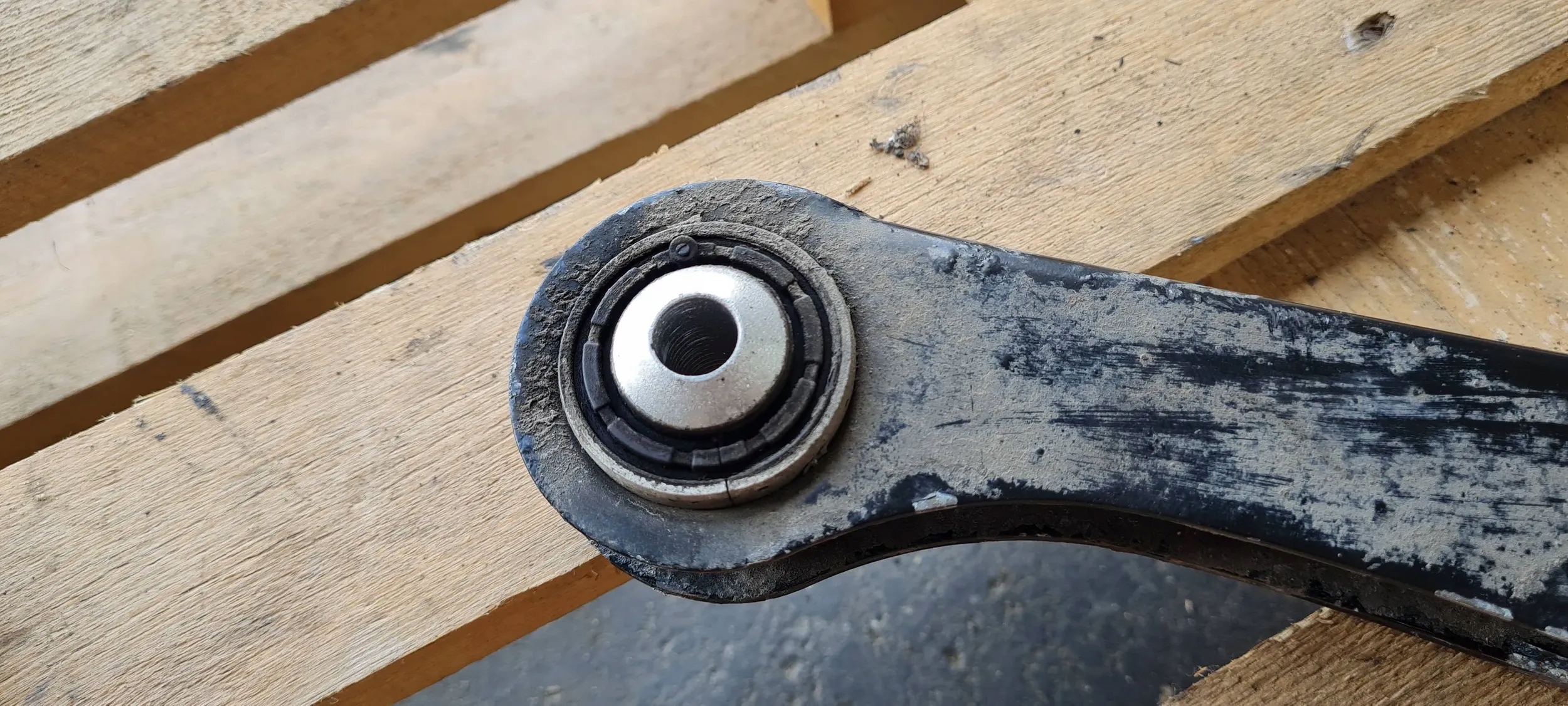 A5 8W QUERLENKER HECK HINTEN 8W0505371E A4 B9 8W