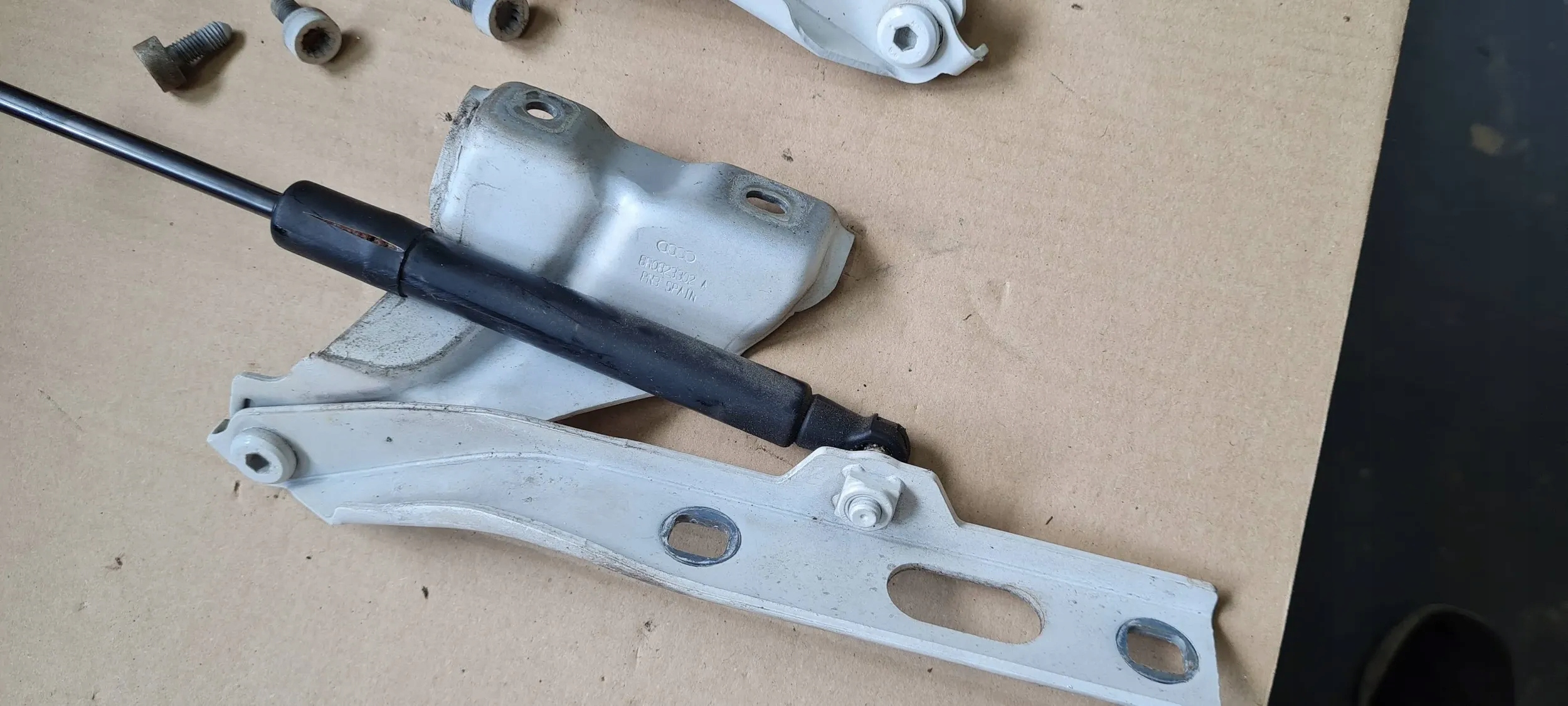 SQ5 8R Q5 hinge bonnet hinges left right LY9C 2X