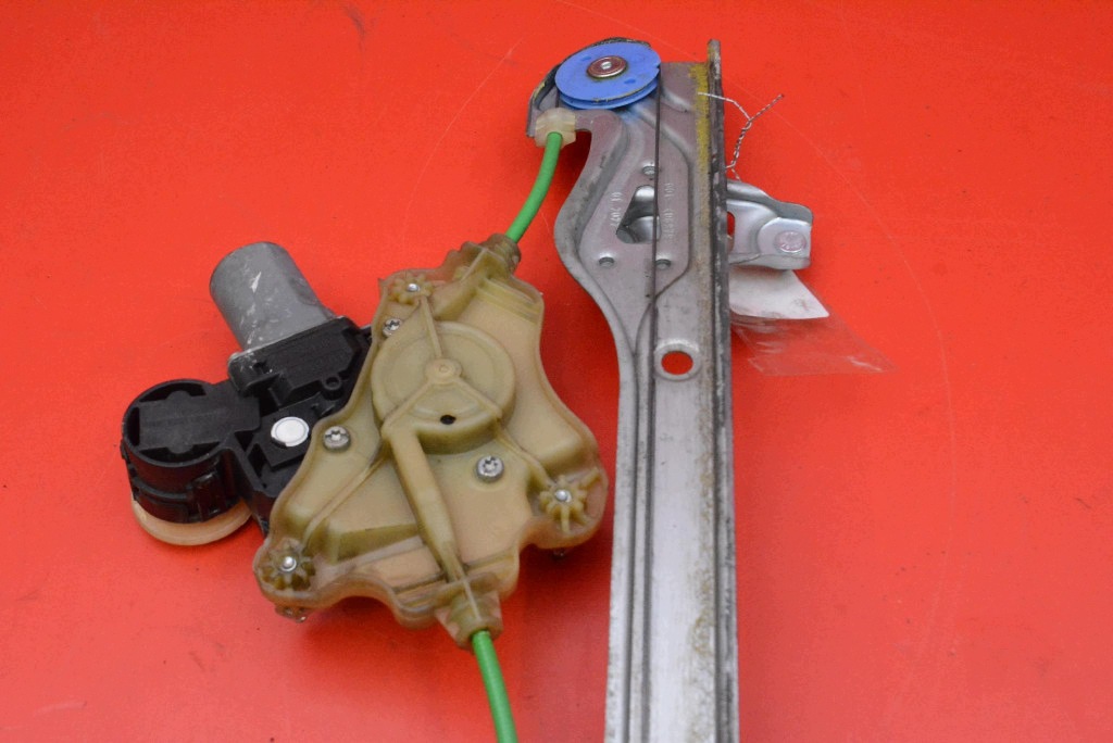 window regulator left rear part 69840-02740-J TOYOTA COROLLA XII E21 sedan 18-25