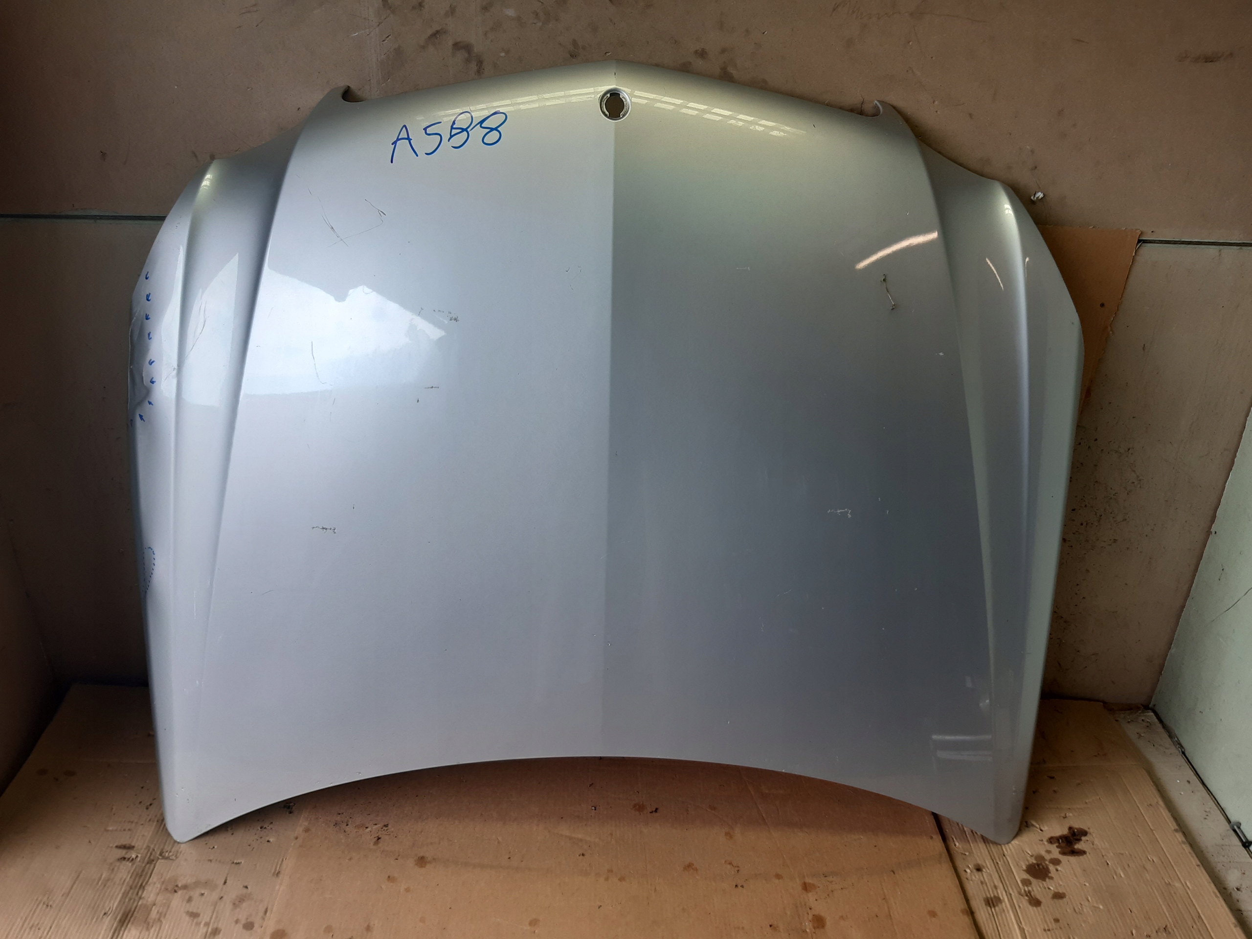 Капот MERCEDES W212 перед РЕСТАЙЛИНГ