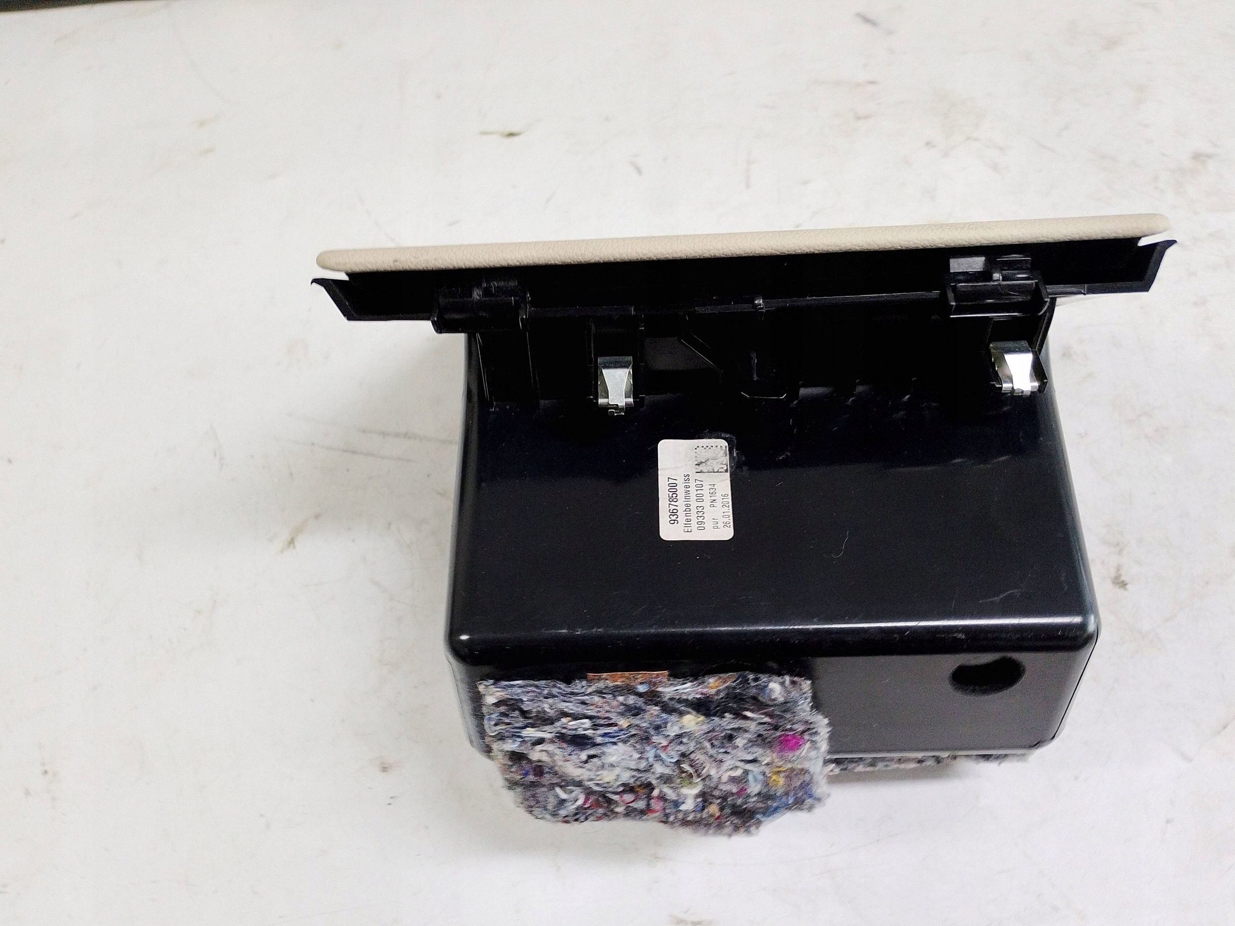 BMW 7 G11 G12 бардачок водители 936785007 европа