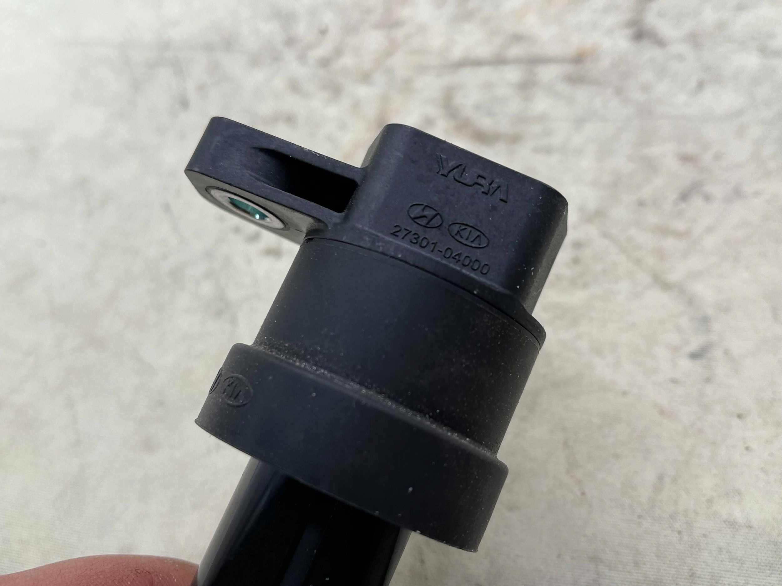 KIA HYUNDAI 1.0 coil ignition original 27301-04000 !J