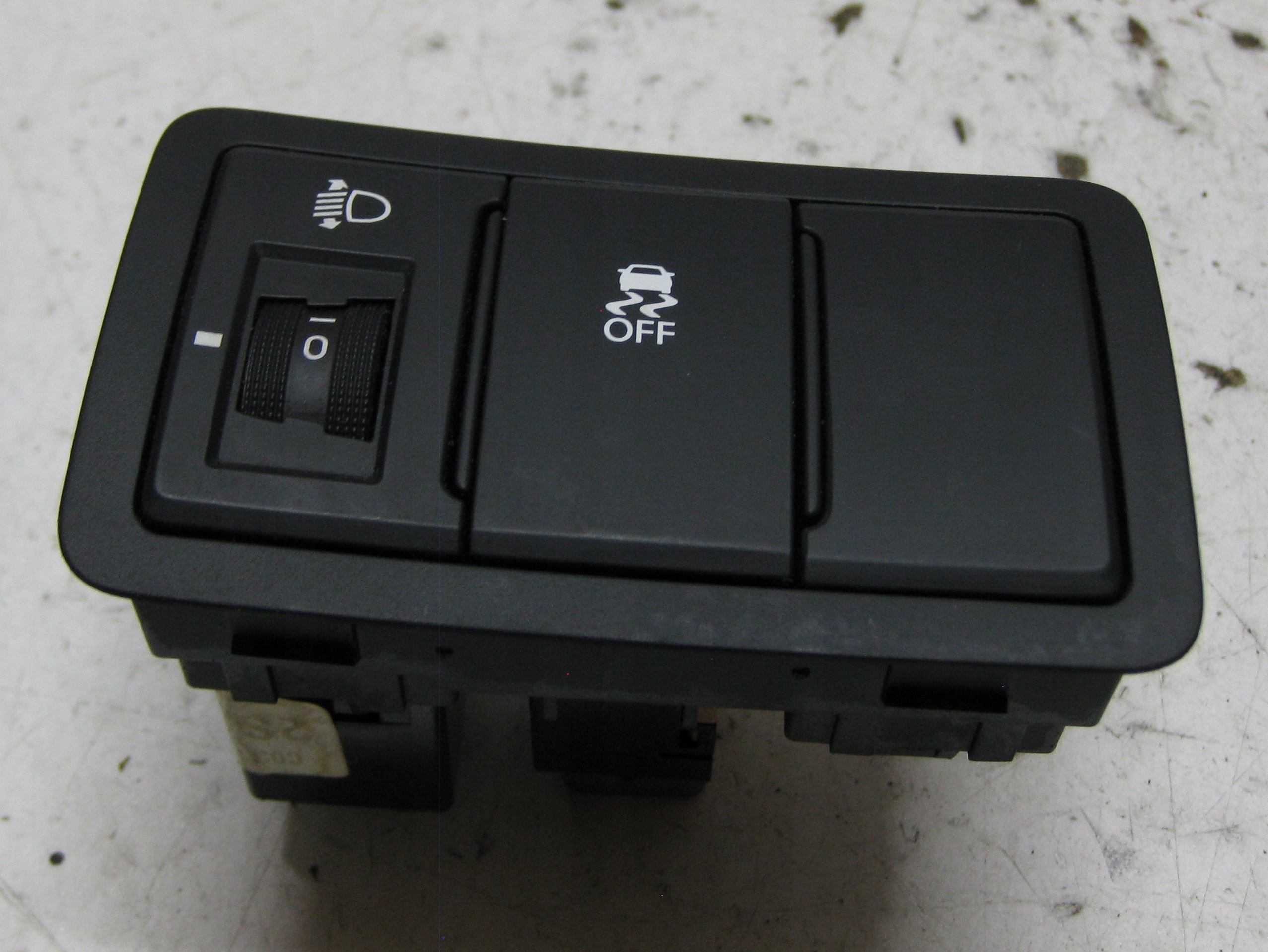 HYUNDAI I30 1.6 CRDI 12R PANEL light switch ESP OFF