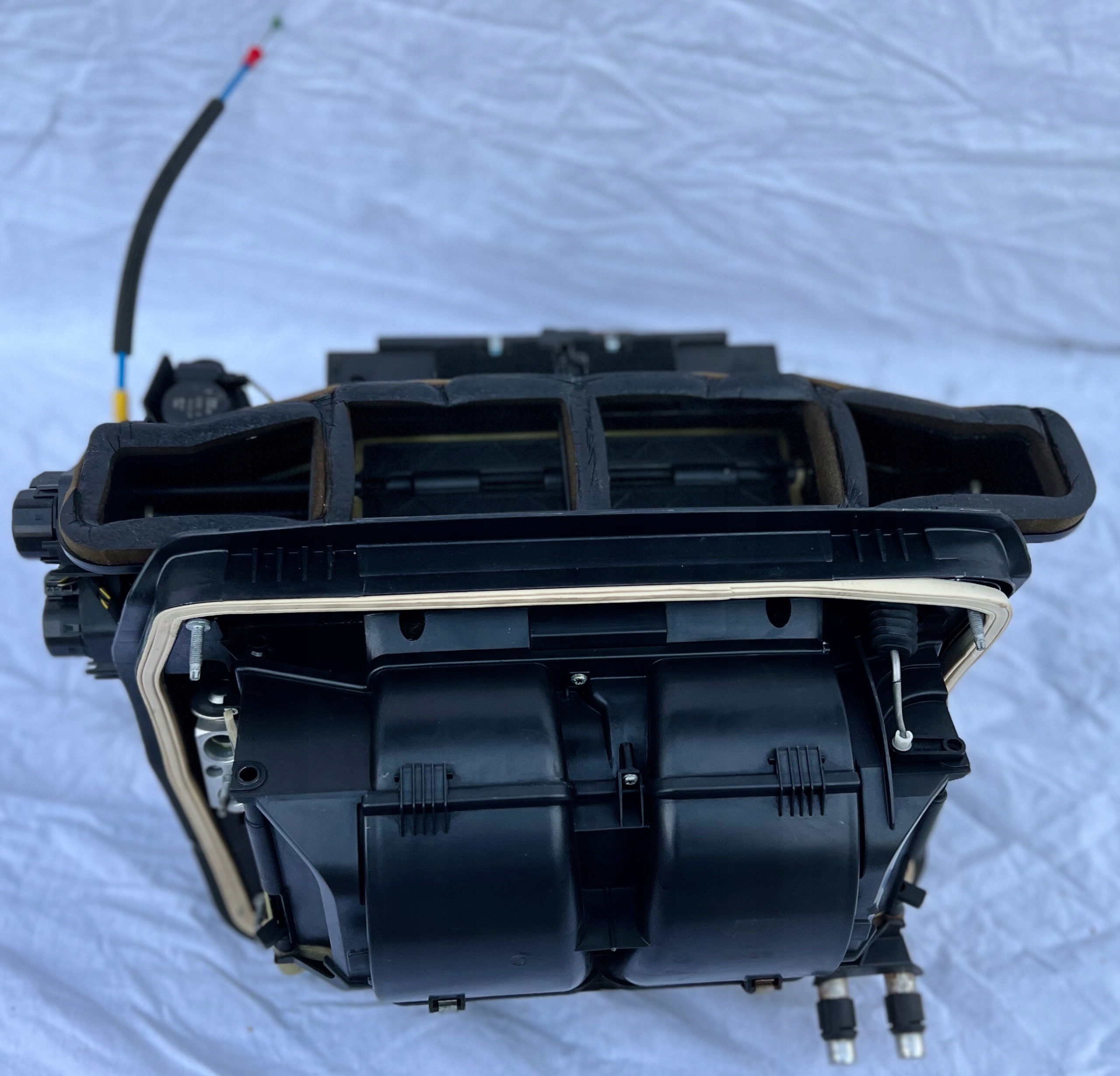 9137619, 64119137619 - BMW X3 E83 нагреватель воздуходувка вентилятор 9137619