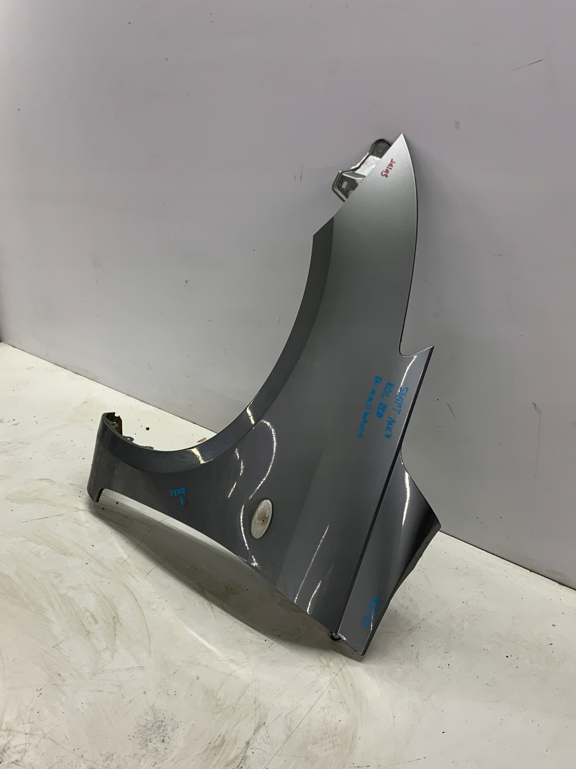fender left front left front SUZUKI SWIFT MK7 (2010-2013 ) 3D colour ZCD